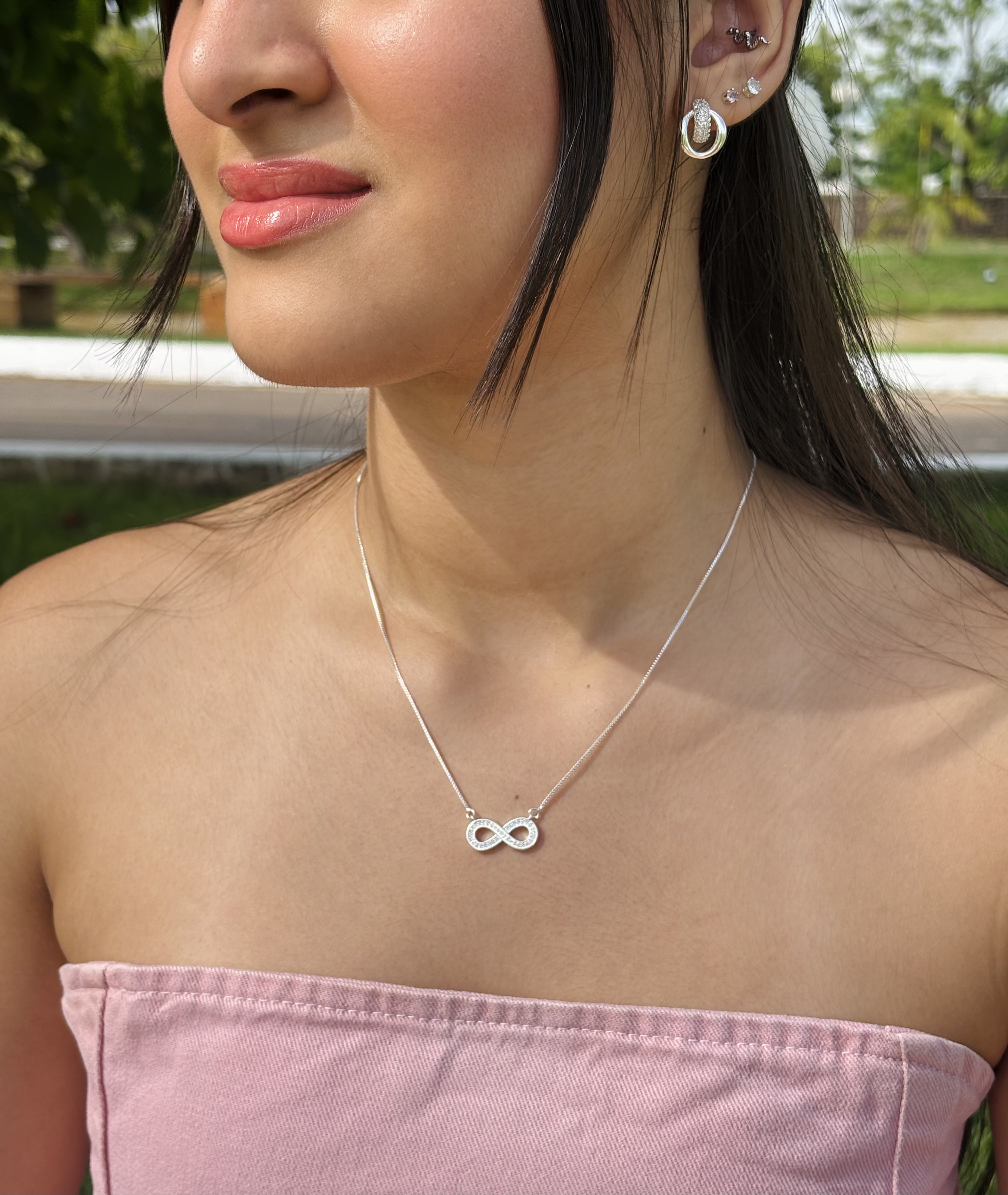 Colar Do Infinito Cravejado