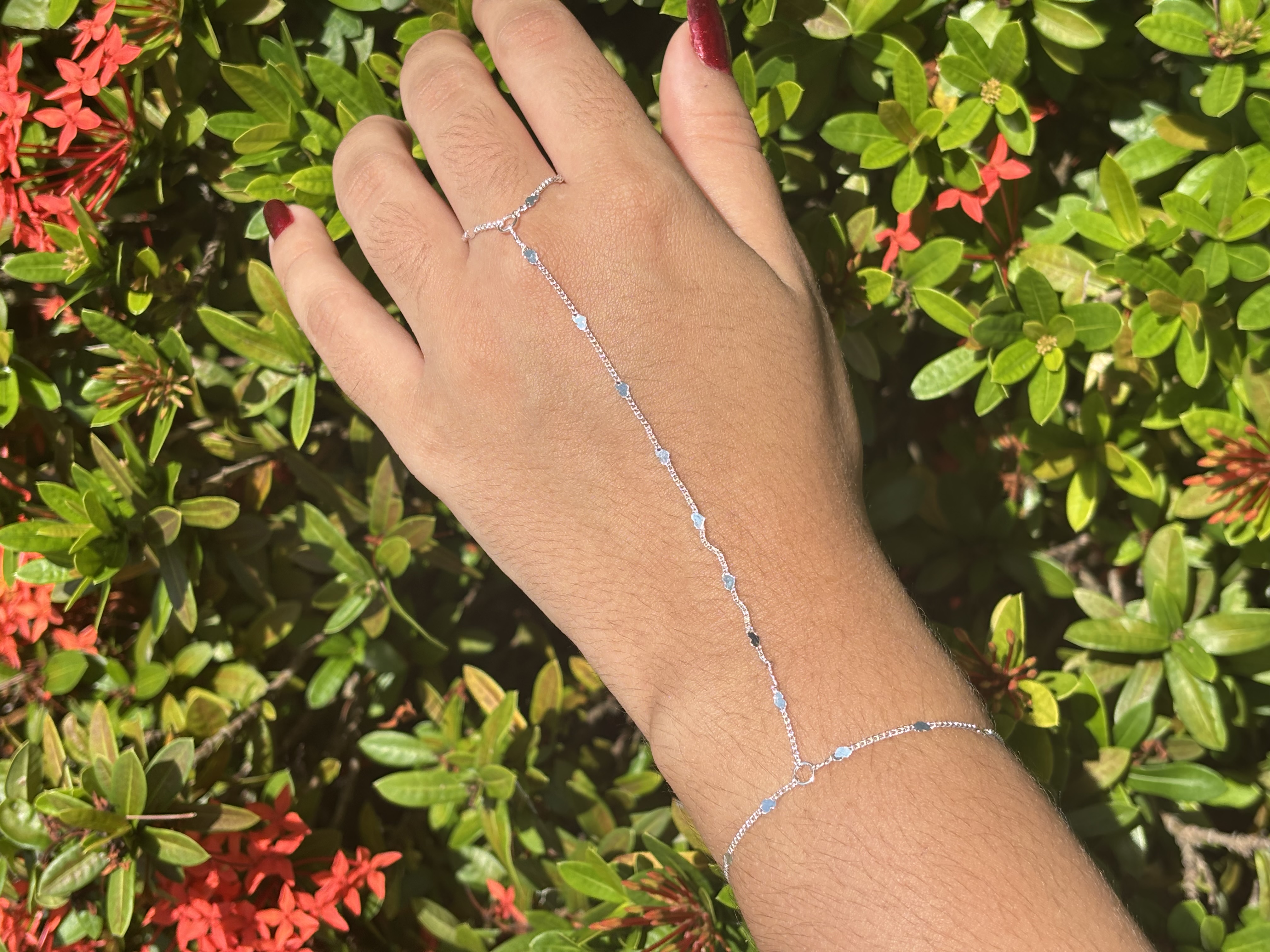 Hand Chain Mini corações 