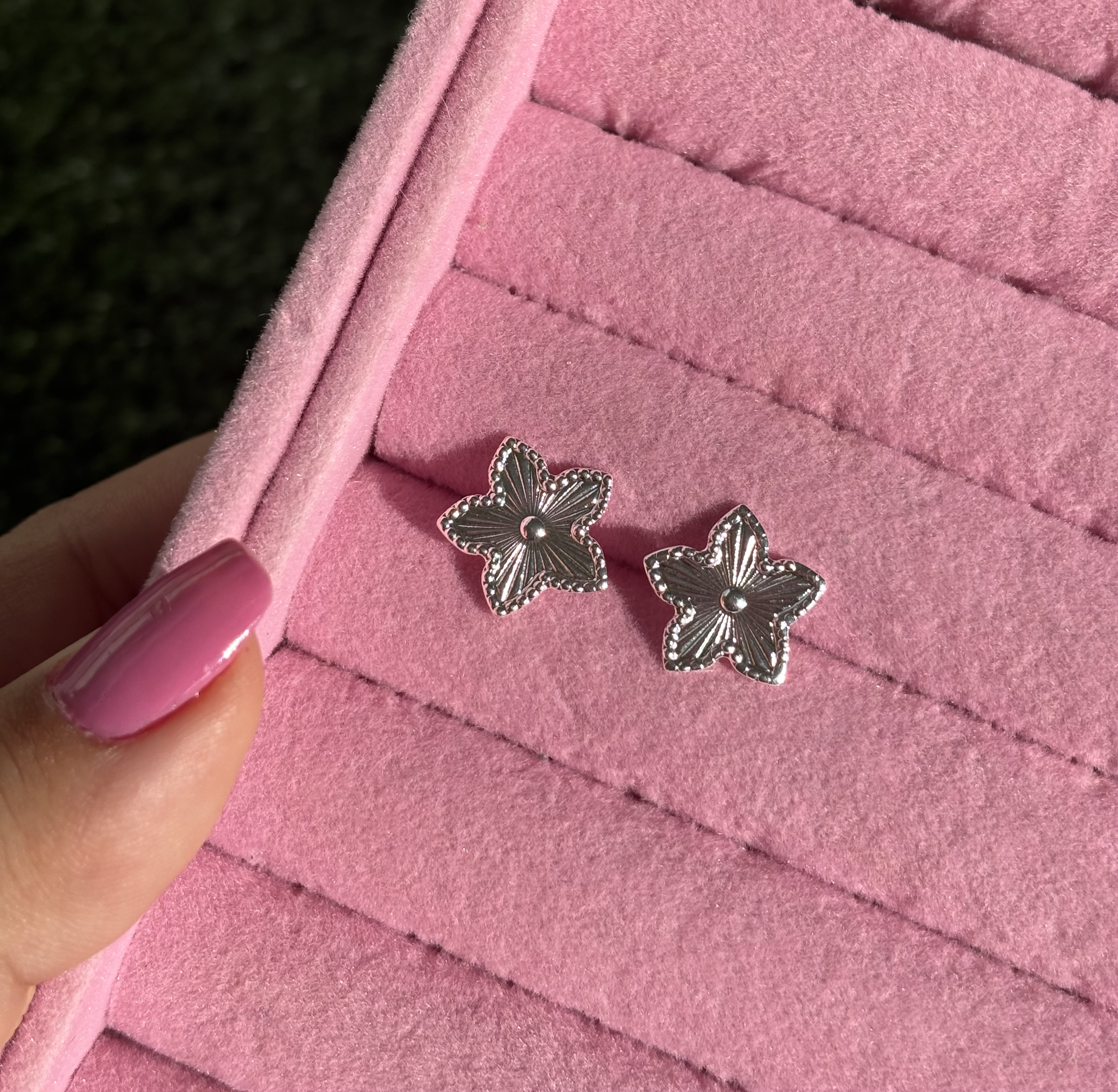 Brinco Flor Detalhada