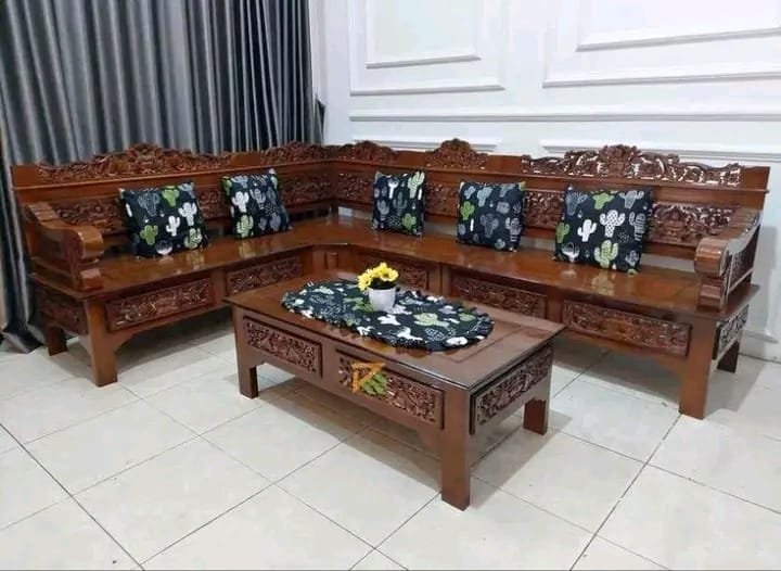 Kursi sudut bagong rahwana 