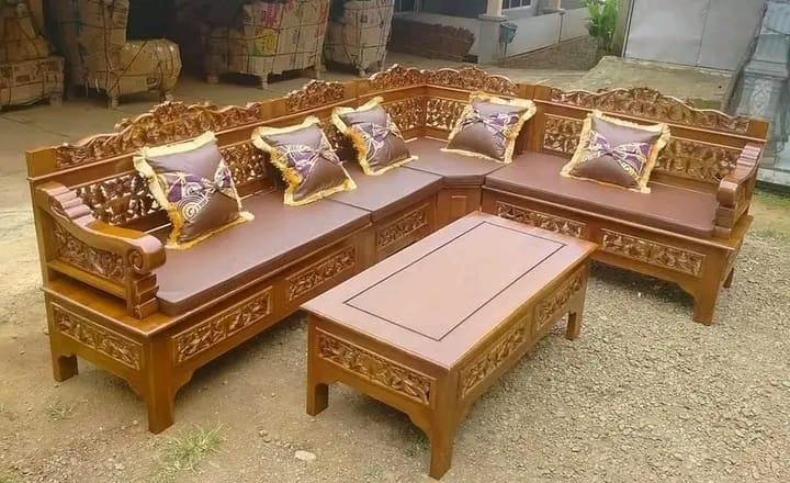 Kursi sudut bagong rahwana 