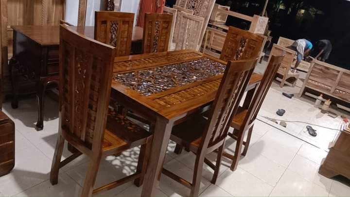 Mejan makan gedek k6