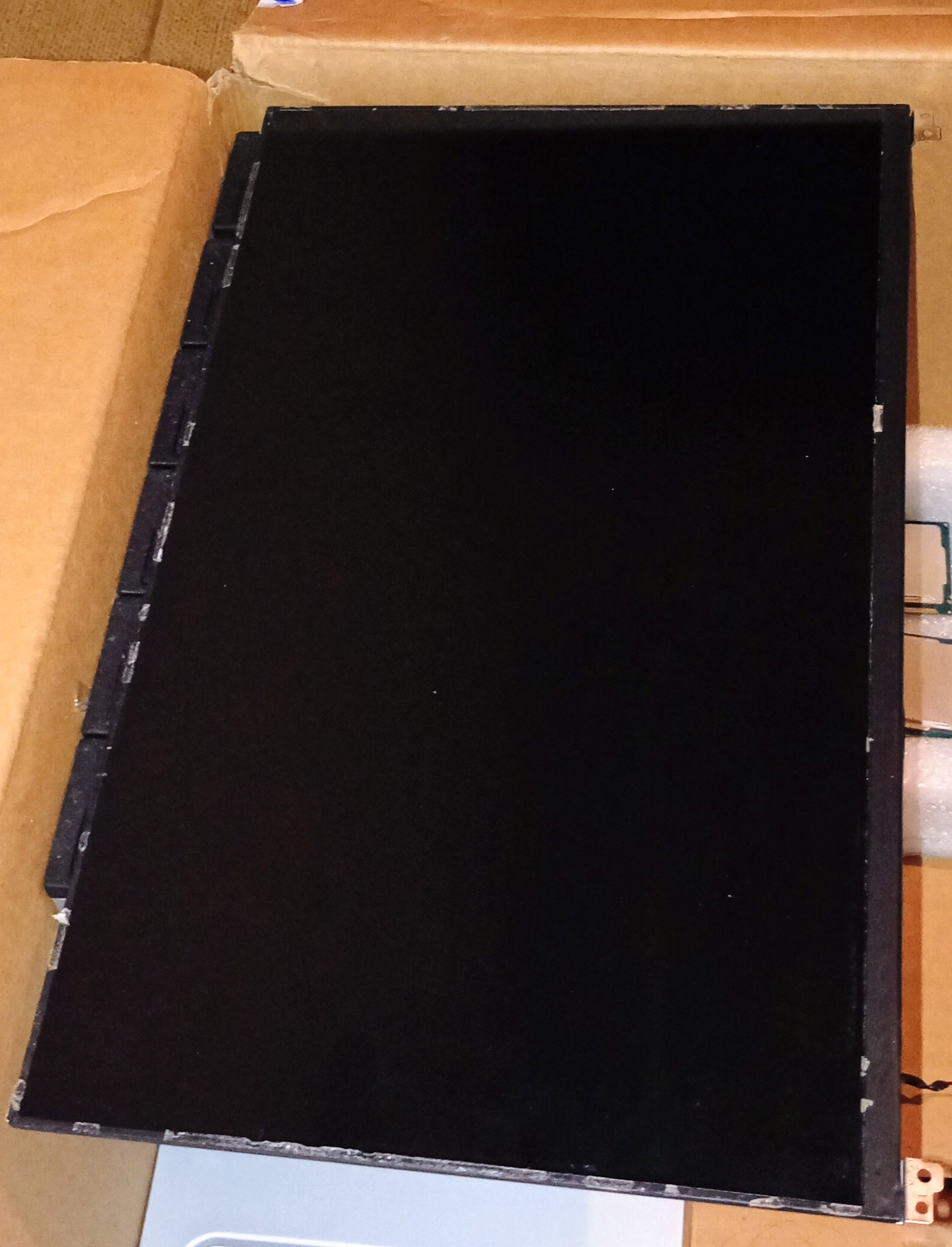 B140HAN04.6 LCD Panel