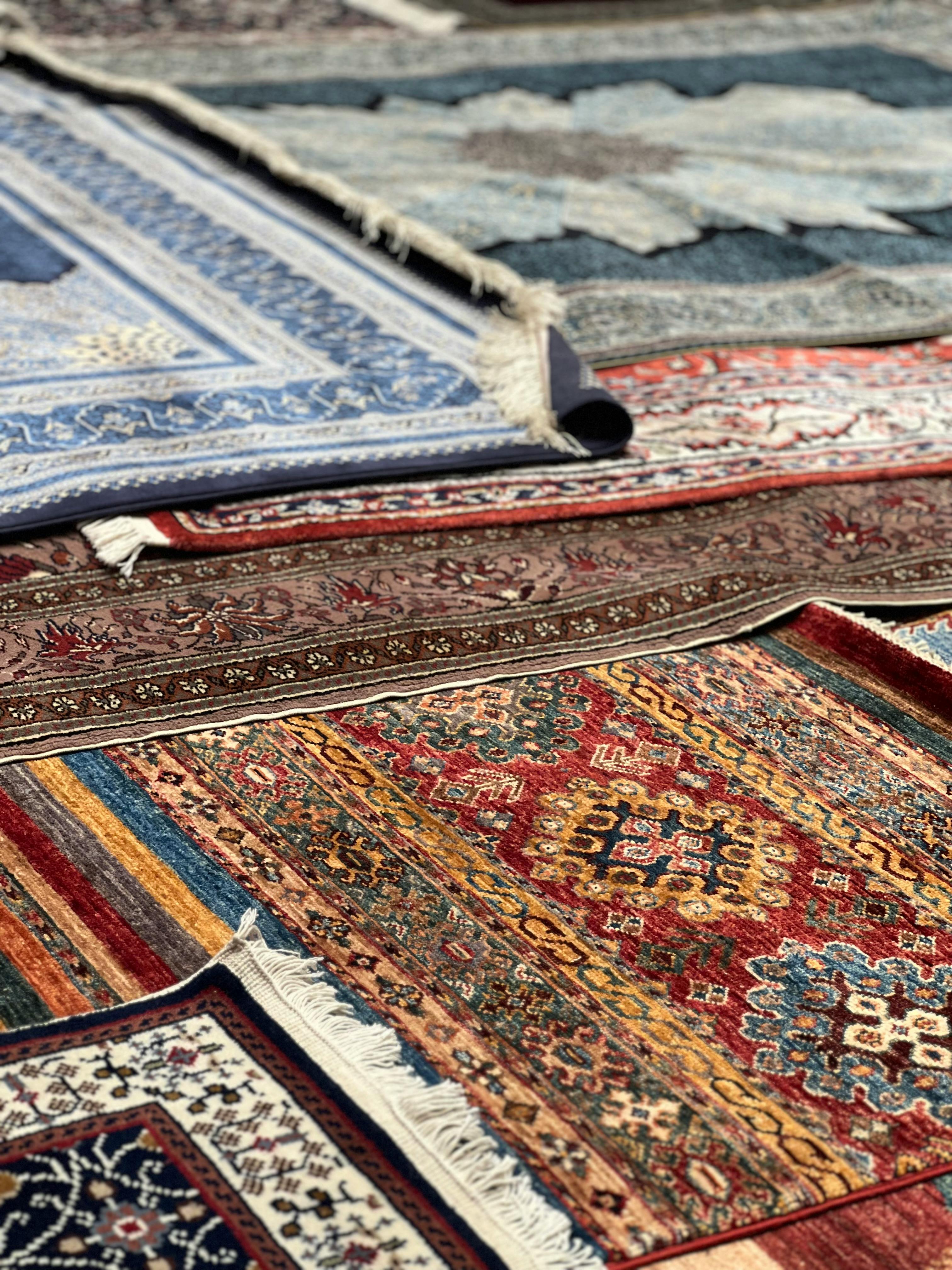 Handwoven Rugs & Carpets - Customizable & Made to Order