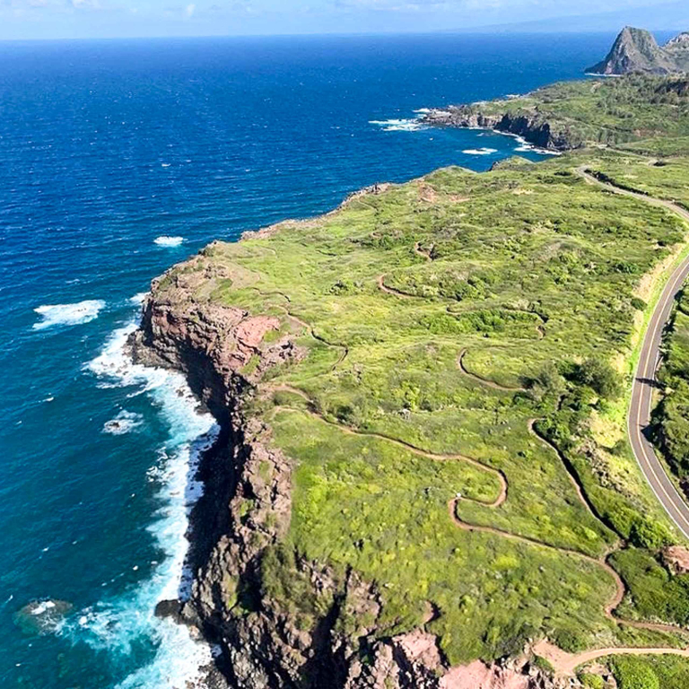 WEST MAUI & MOLOKAI DOORS OFF HELICOPTER TOUR A Thrilling Doors Off Experience