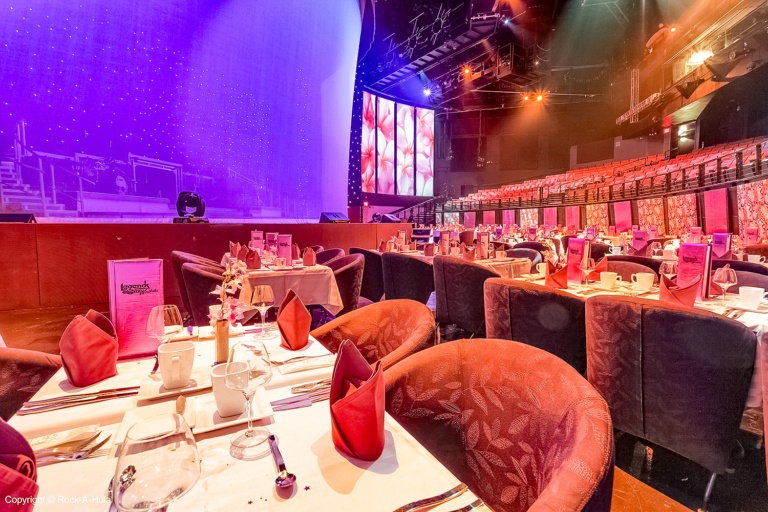 STAR OF HONOLULU SUNSET DINNER CRUISE Friday Fireworks Cruise Available!