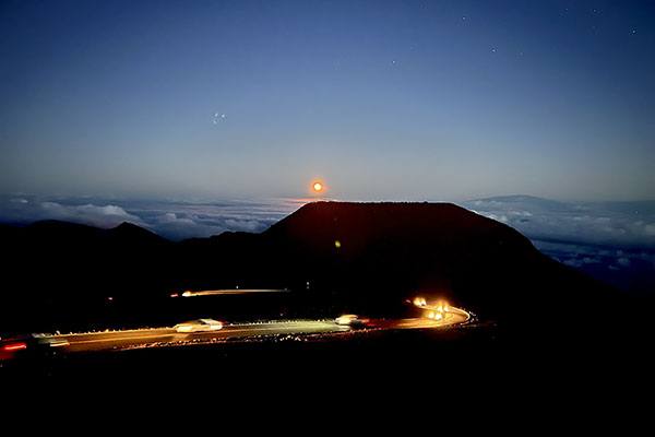 Haleakalā SUNSET TOUR Visit the Best Location in the World to Watch the Sunset
