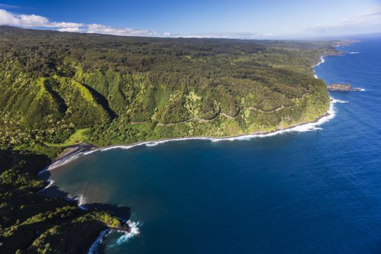 ROAD TO HĀNA TOUR Sightseeing and Exploration On The Road To Hāna