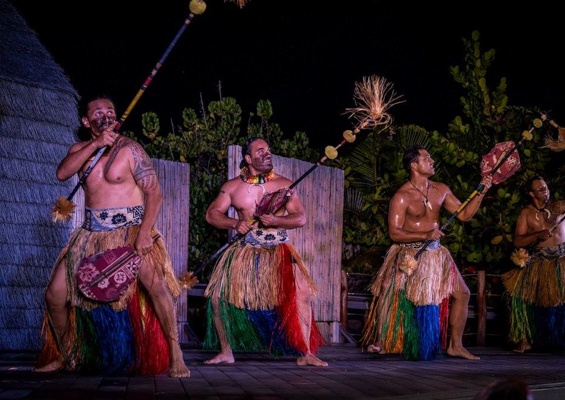 Island Breeze Lūʻau