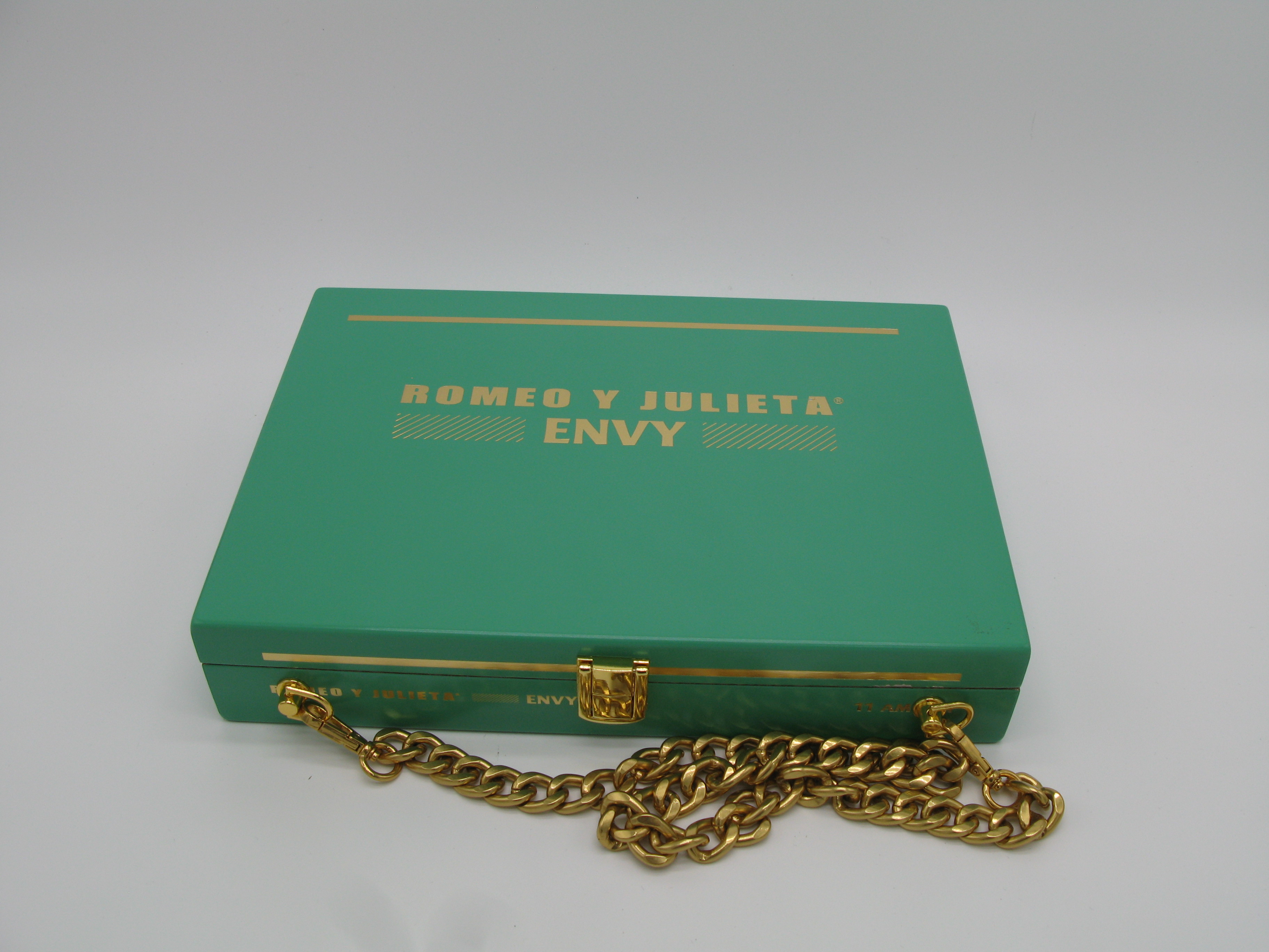 Romeo y Julieta Envy Limited Edition Cigar Box Purse