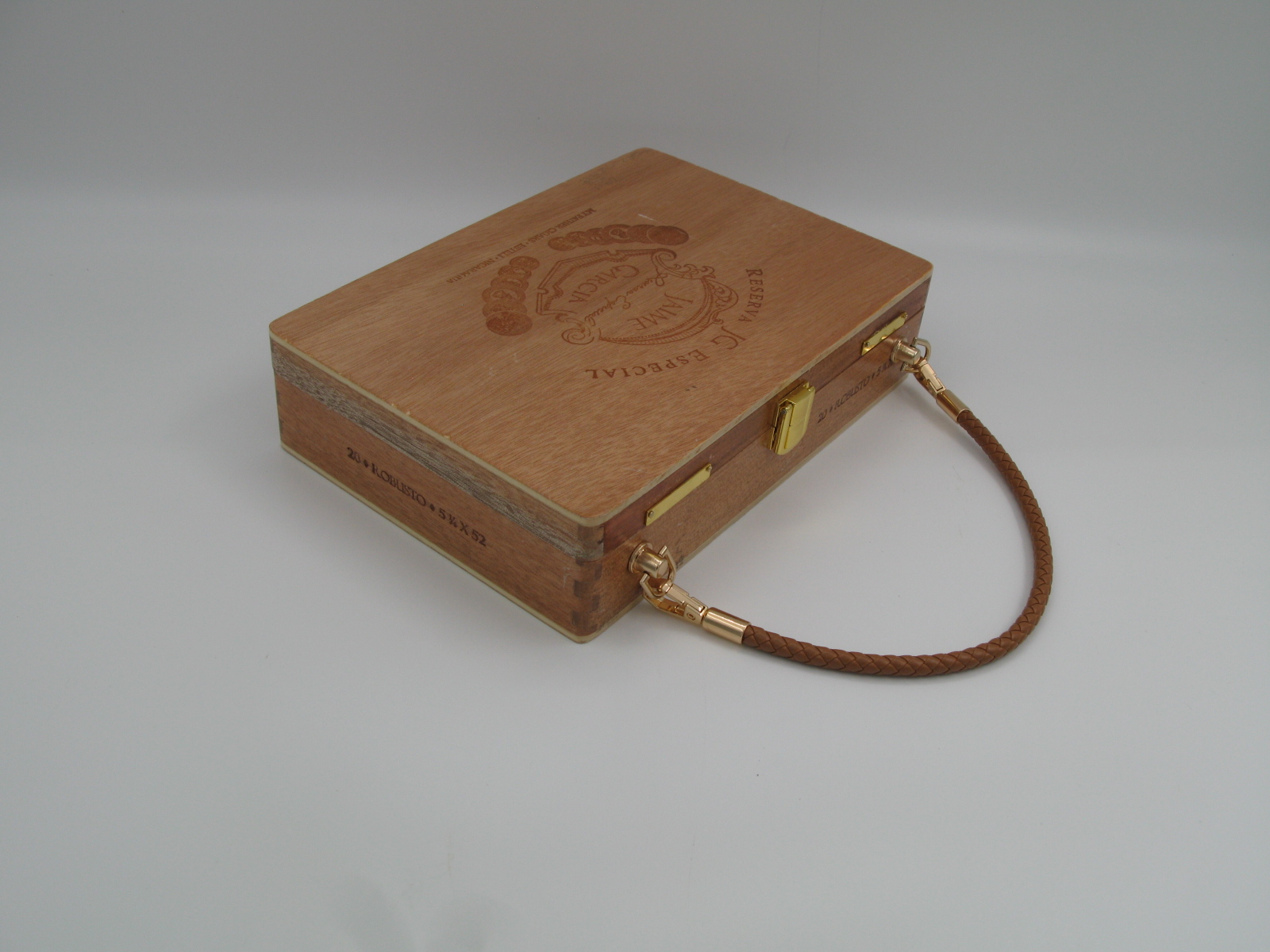 Jamie Garcia Wooden Cigar Box with Handle