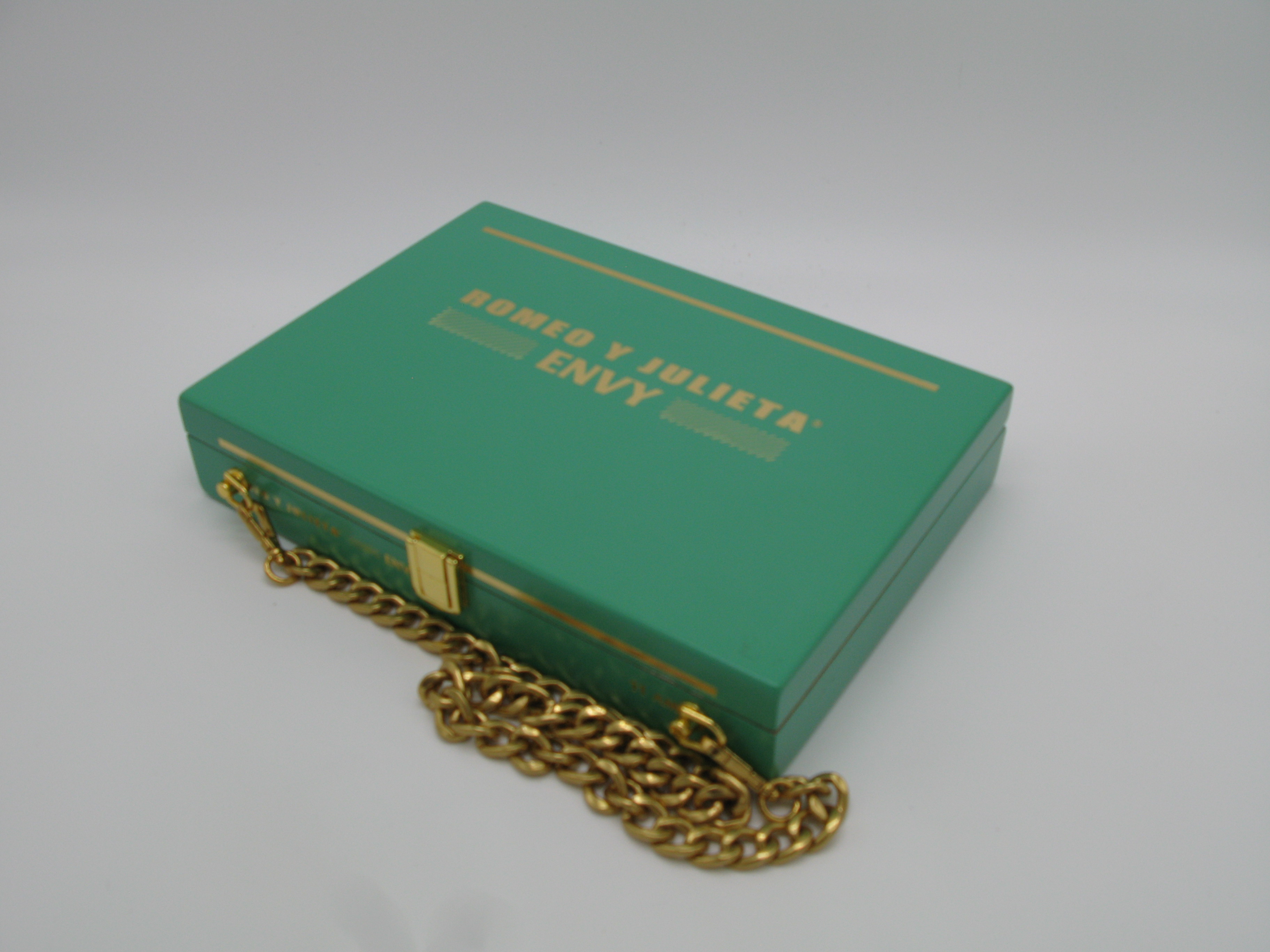 Romeo y Julieta Envy Limited Edition Cigar Box Purse