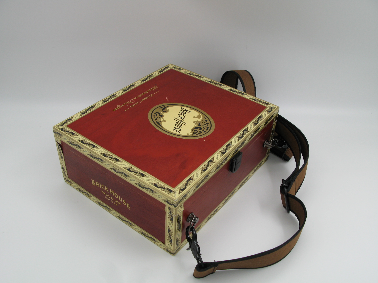 Brickhouse Wooden Cigar Box with Strap