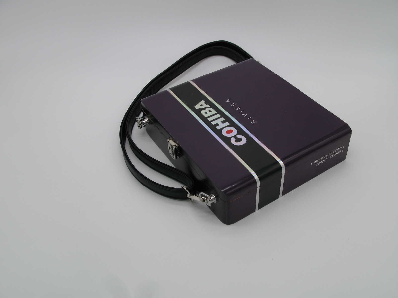 Cohiba Riviera Shoulder Bag