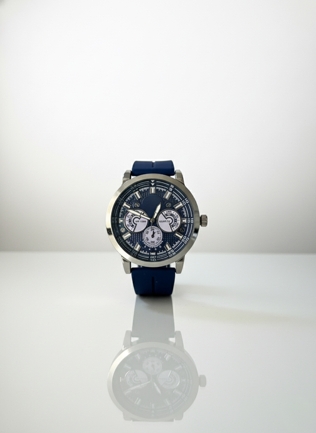 Reloj Analógico Estilo Cronógrafo – Caja Metálica y Correa de Silicona