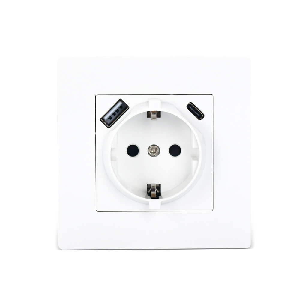 Veggkontakt med USB-porter