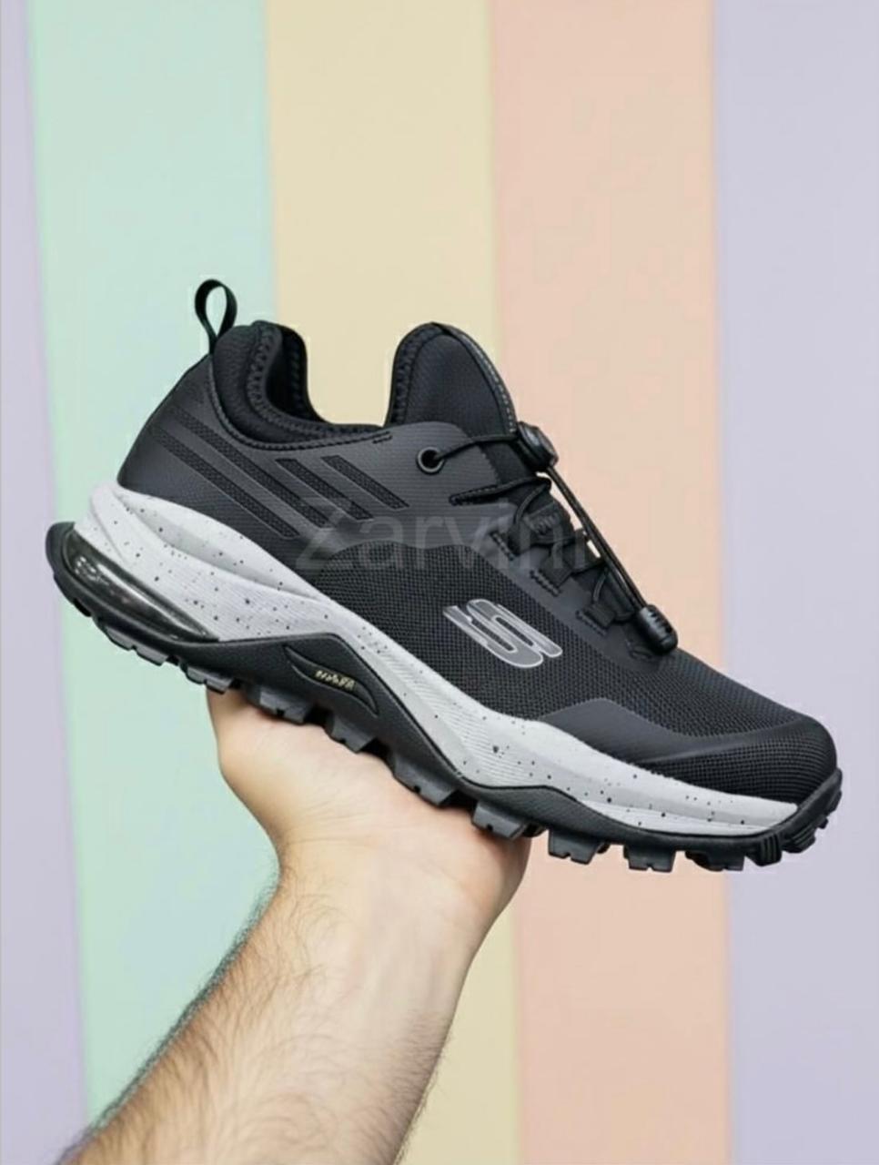 Zarvini Skechers 