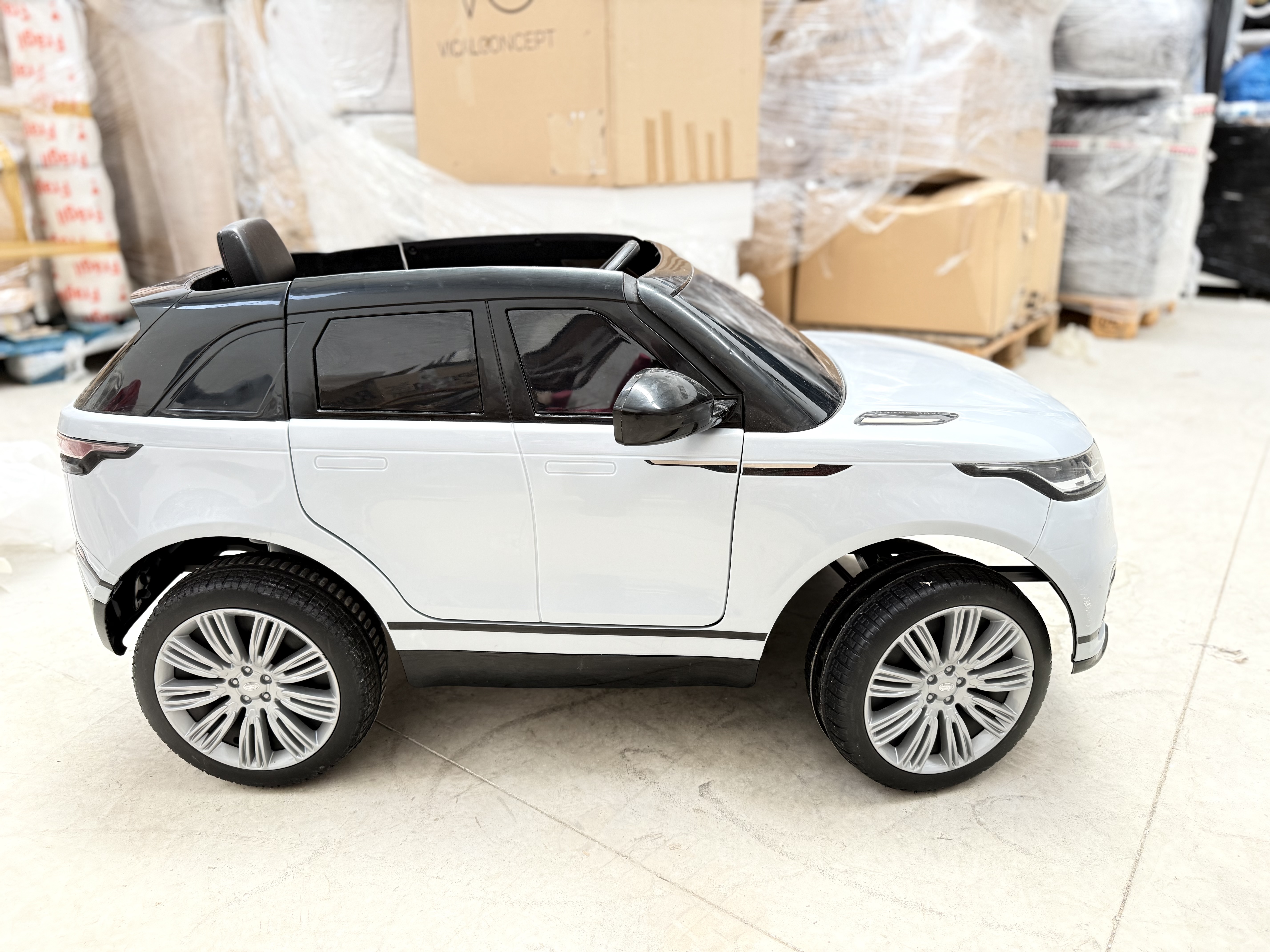 Carro elétrico infantil Feber