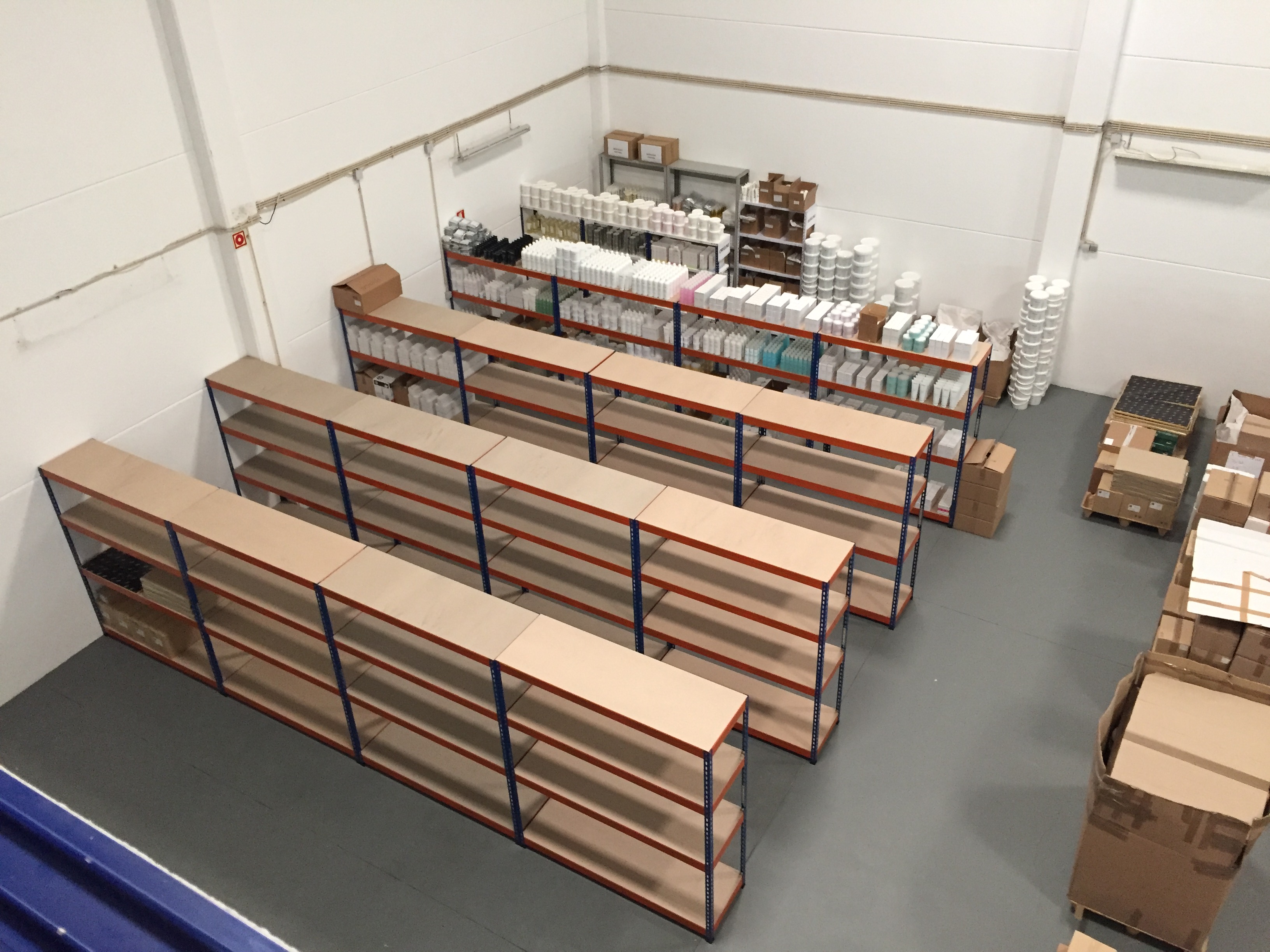 Estante industrial de armazenamento