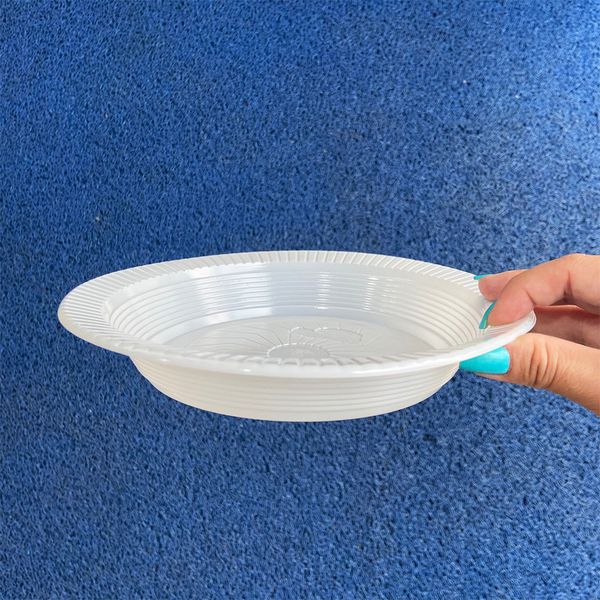 Prato descartável 