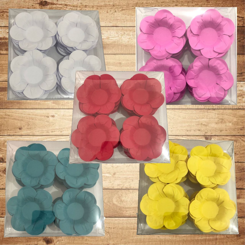 Forminhas de papel em formato de flor 6 Petalas 50unidades