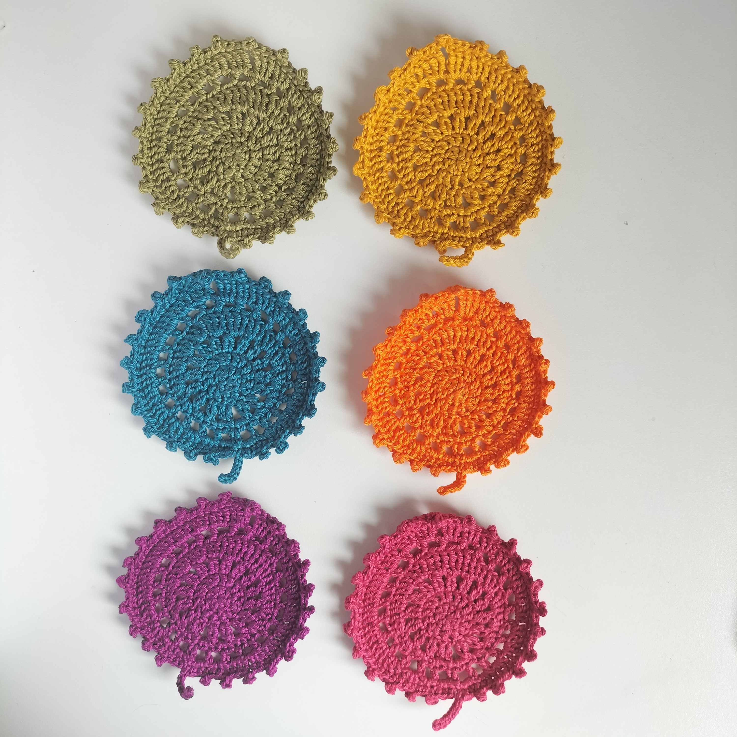 Sottobicchieri boho all'uncinetto