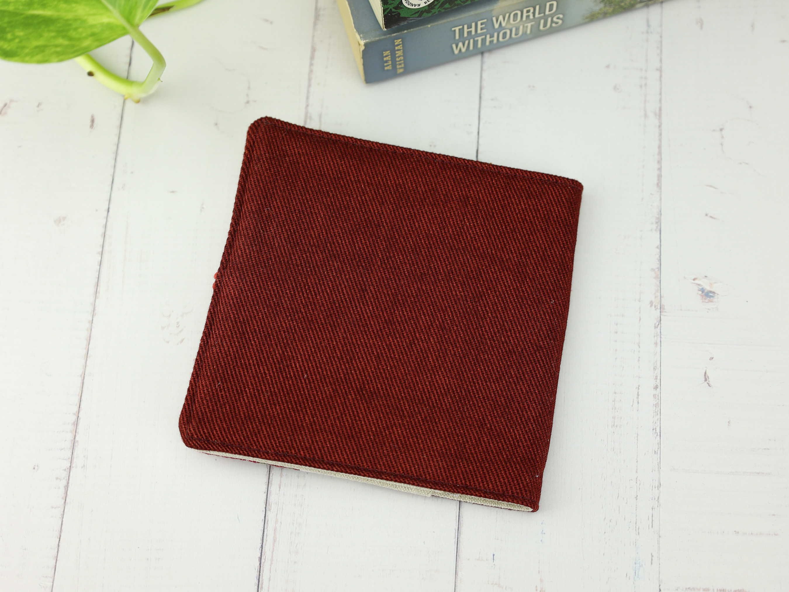 Japanese Sakura Sanitary Pad Holder – Red Floral Fabric Case with Button & Cord Closure