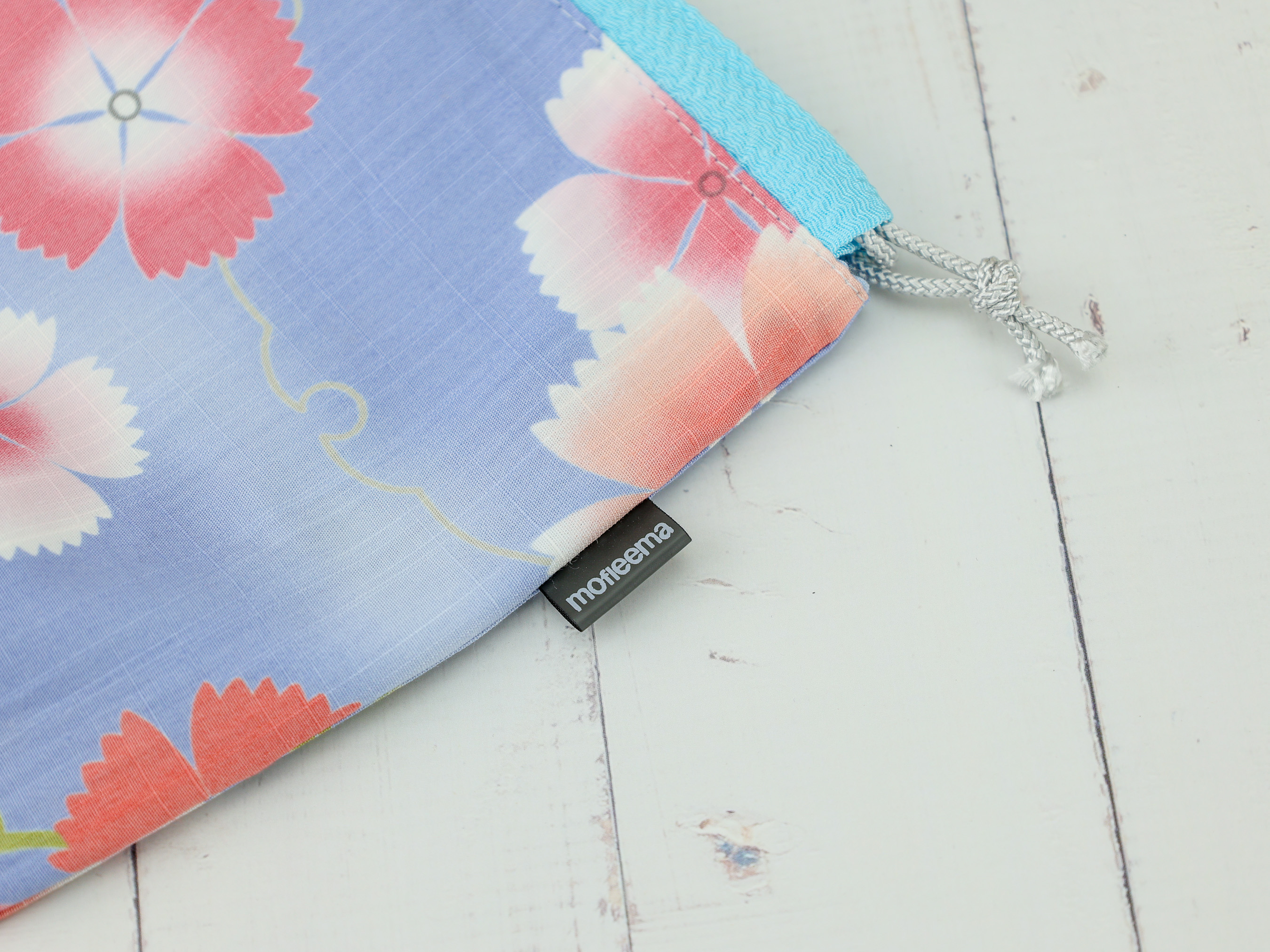 Japanese Pouch – Summer Floral Pattern in Light Blue