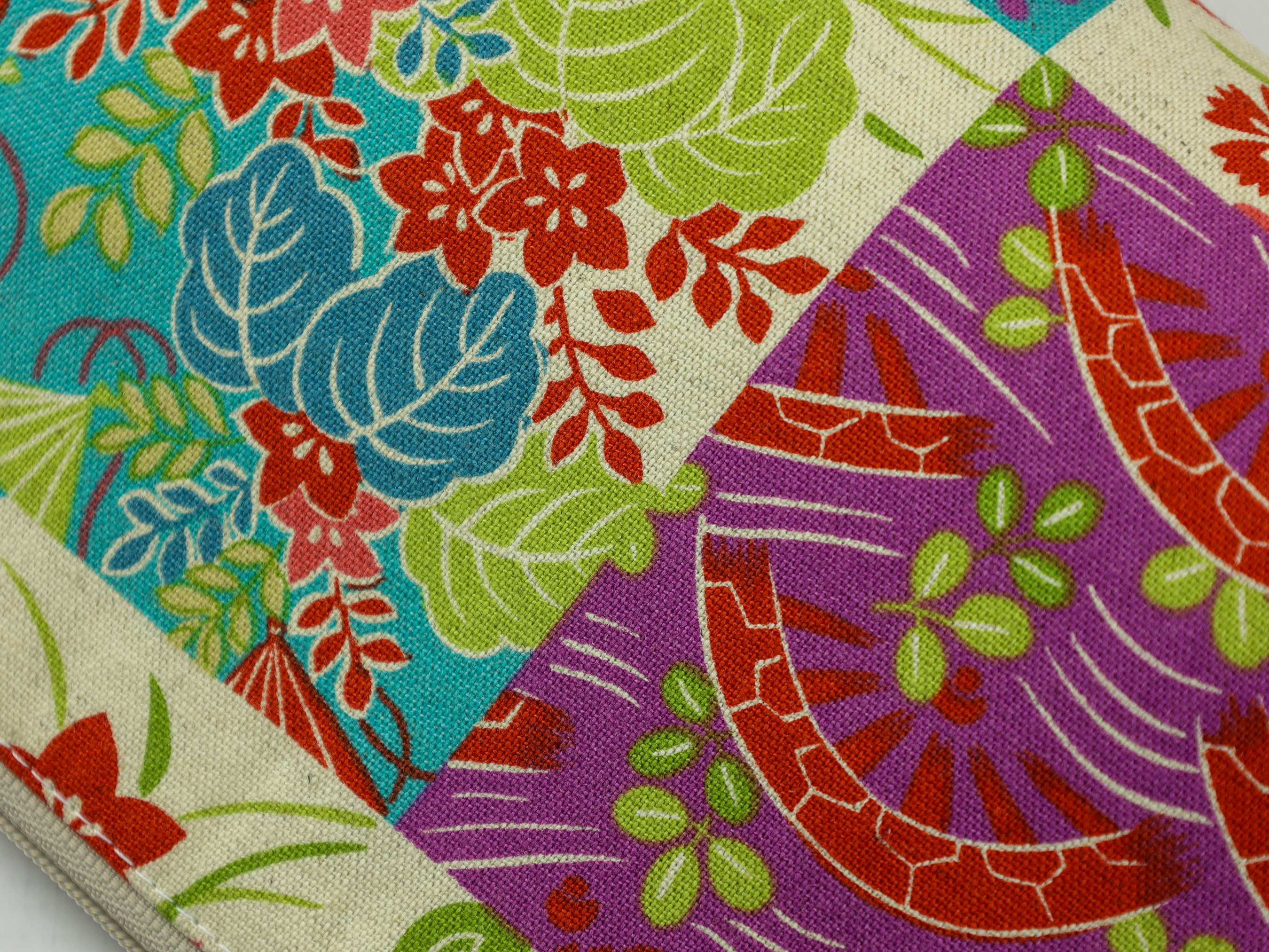 Patchwork Pattern Pouch – Bamboo, Peony Japanese Fabrics, Colorful Clutch, Handmade Zipper Bag
