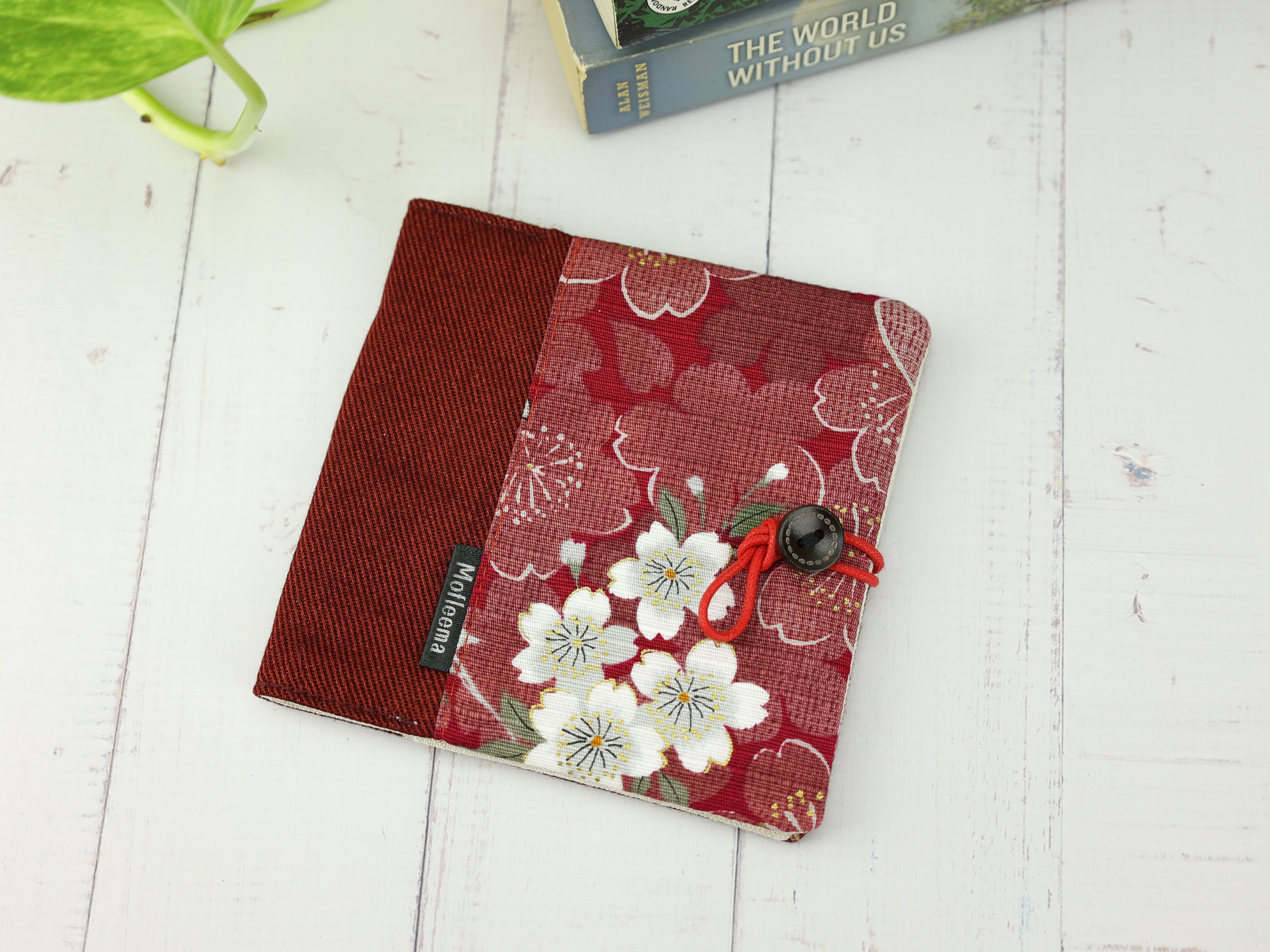 Japanese Sakura Sanitary Pad Holder – Red Floral Fabric Case with Button & Cord Closure