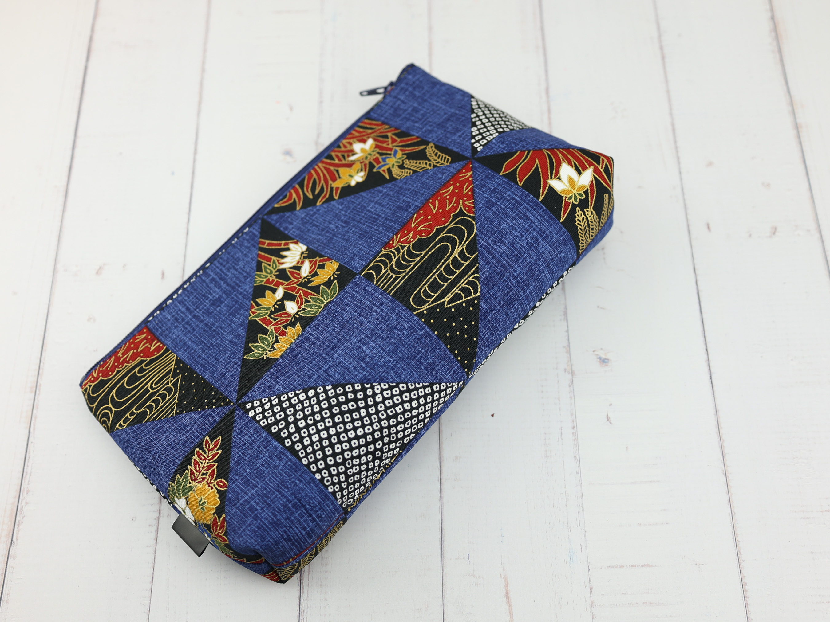 Japanese Patchwork Zipper Pouch – Indigo Geometric Makeup Bag, Cotton Organizer, Handmade Gift