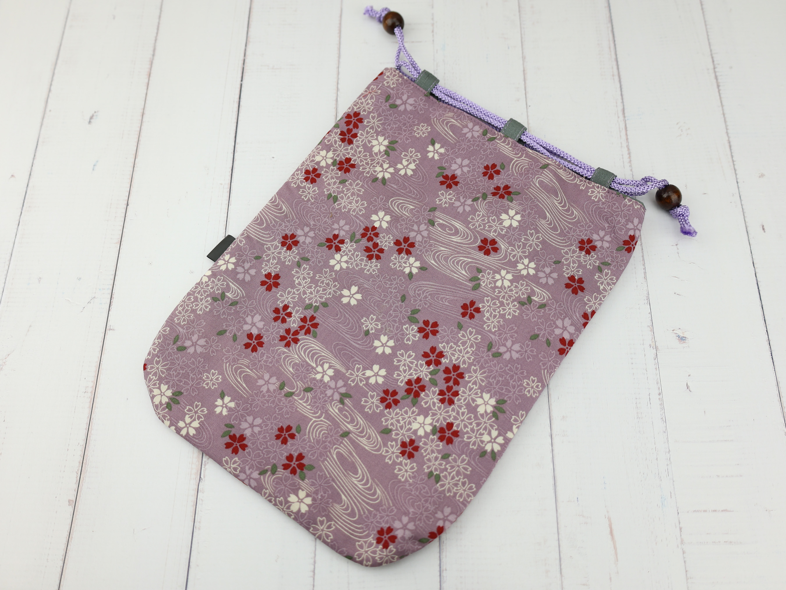 Japanese Maple Leaf Kinchaku Pouch, Autumn Momiji Drawstring Bag, Purple and Red Fall Gift Bag