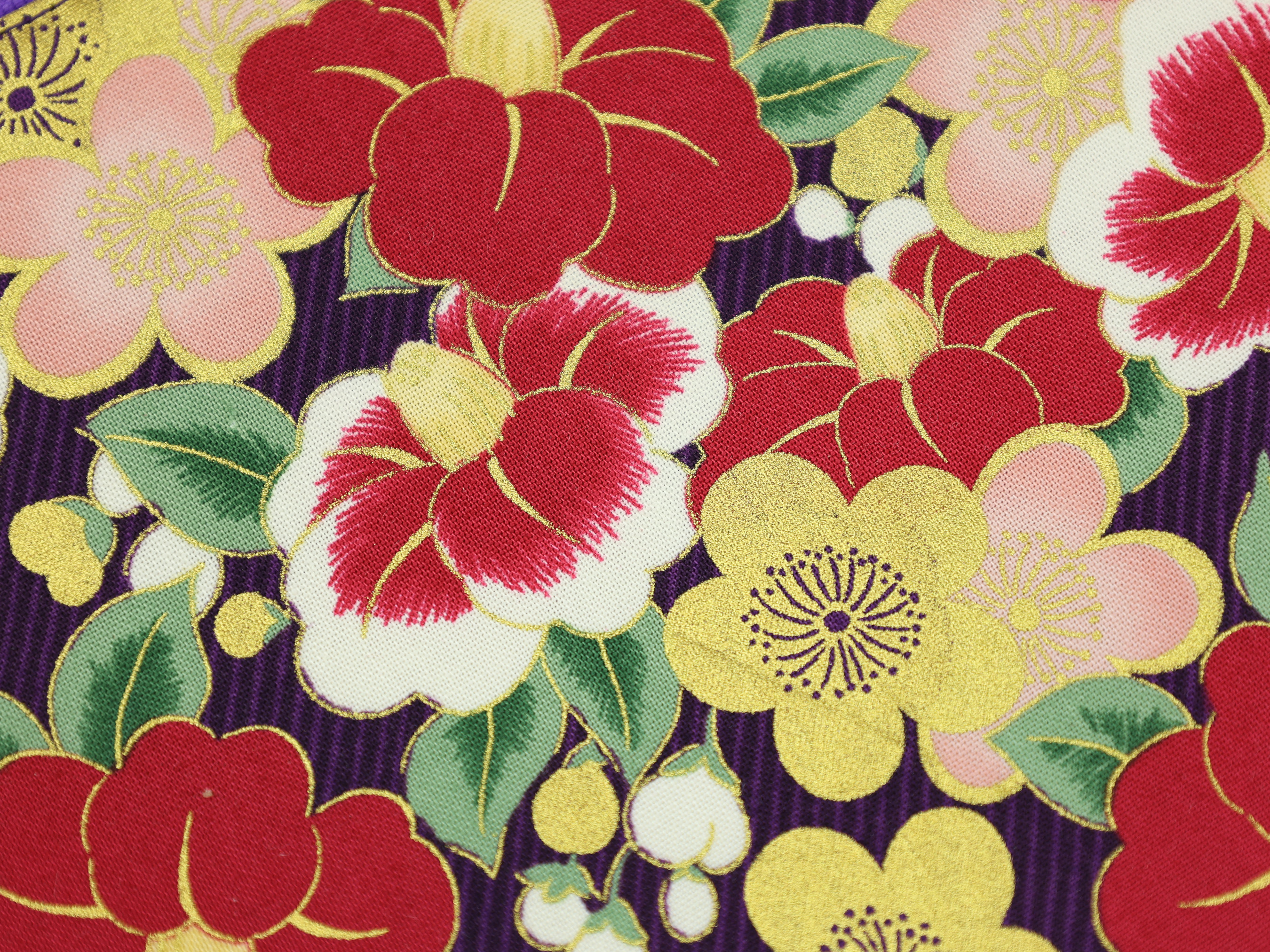 Purple Camellia Pouch – Japanese Zipper Bag with Red and Gold Tsubaki Flowers on Dark Background