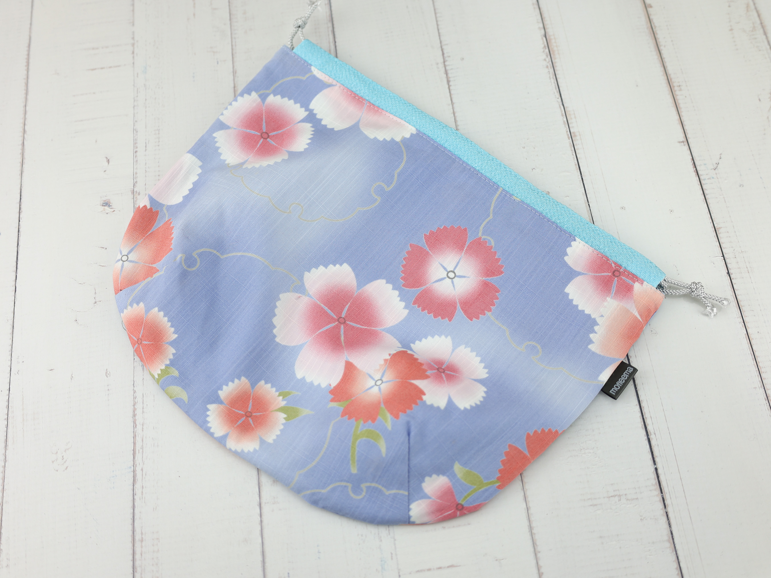 Japanese Pouch – Summer Floral Pattern in Light Blue