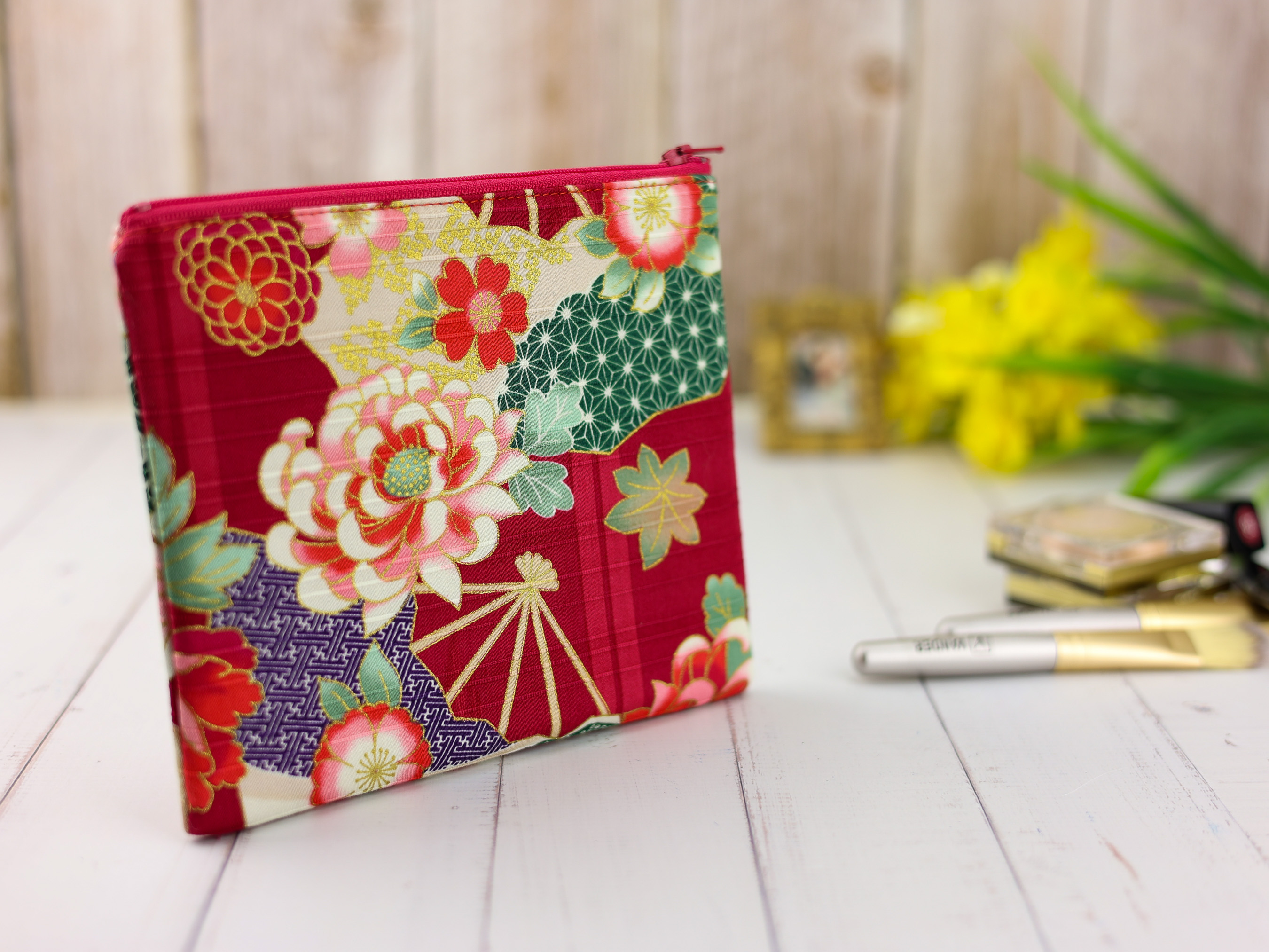 Red Japanese Zipper Pouch – Elegant Fan & Peony Design with Classic Wagara Motifs and Gold Accents