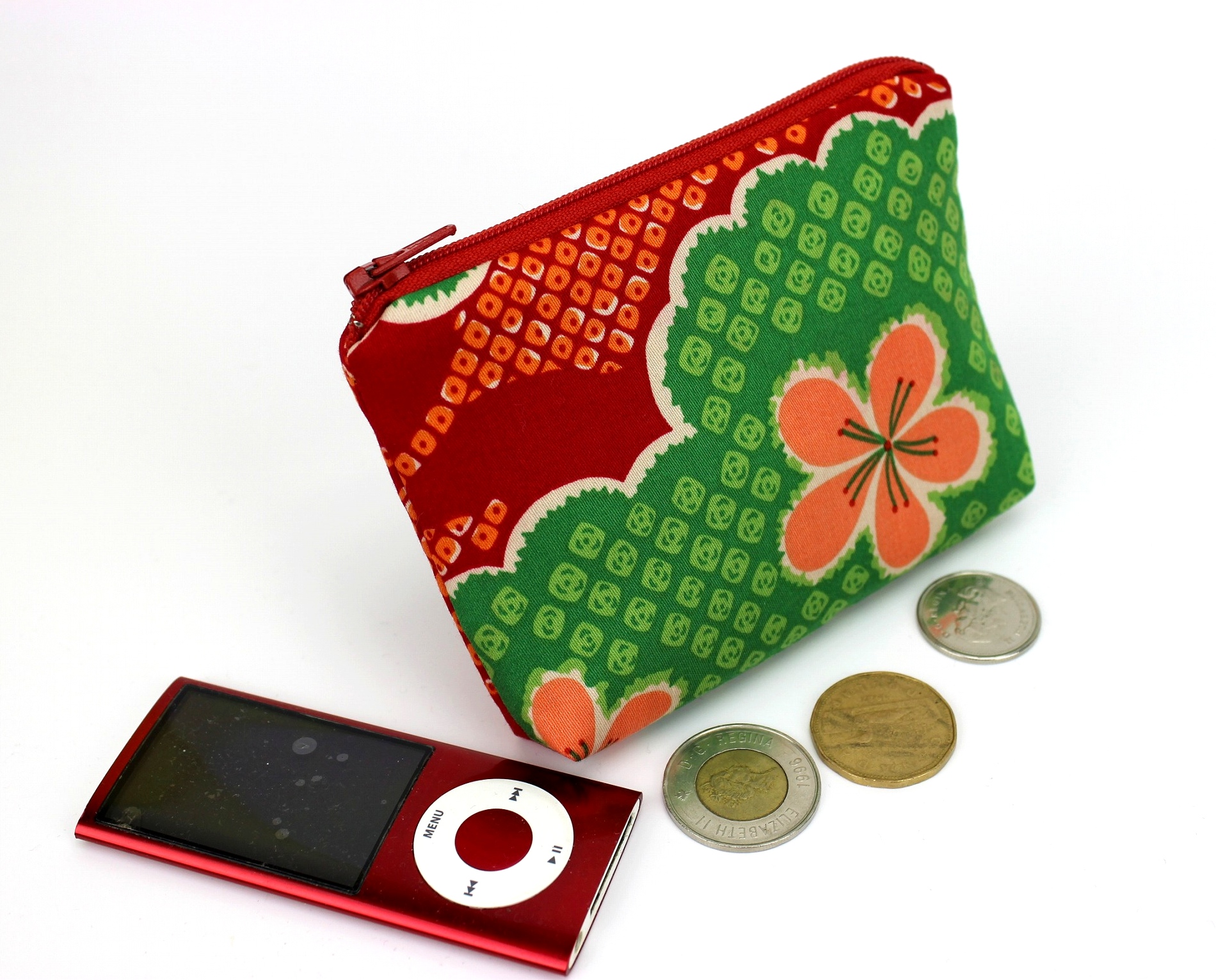 Handmade coin case coin purse, change purse, coin pouch, purse, zipper coin purse, Plum Blossoms Red