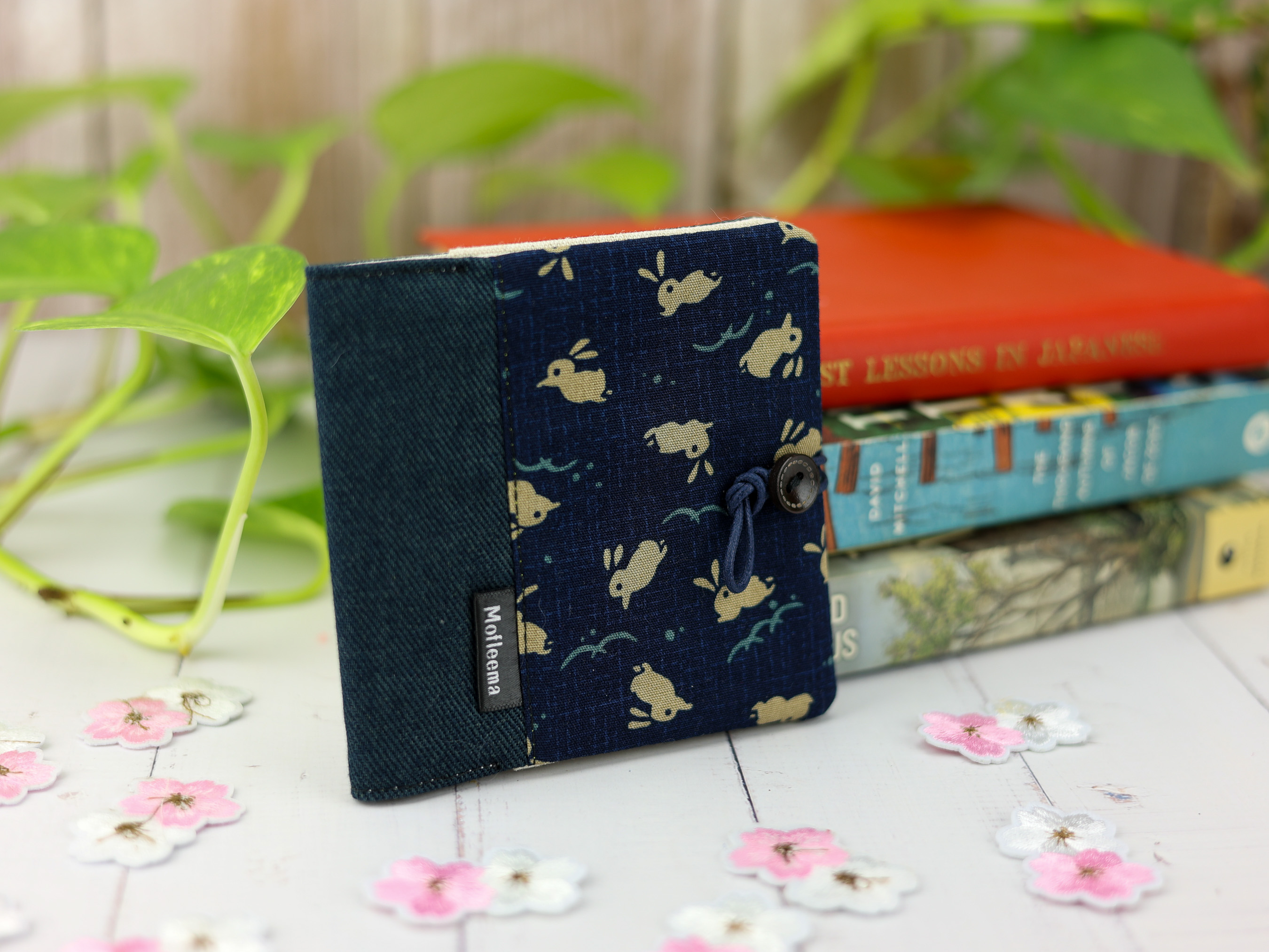 Japanese Rabbit Pad Holder – Navy Blue Bunny Pattern Pouch with Cotton Canvas Lining