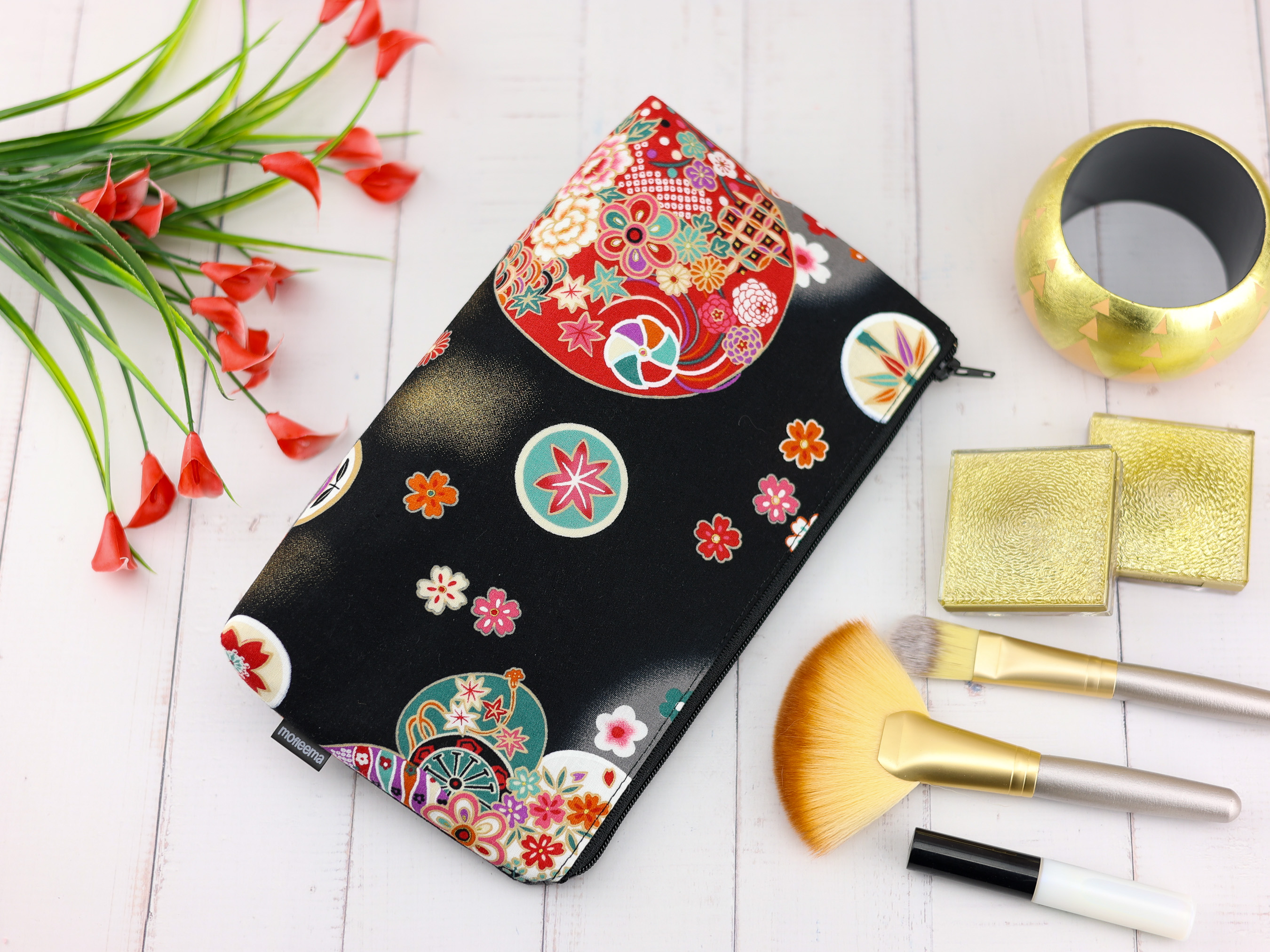 Japanese Floral Circle Zipper Pouch – Black Cotton Makeup Bag, Kimono-Inspired Gift Idea