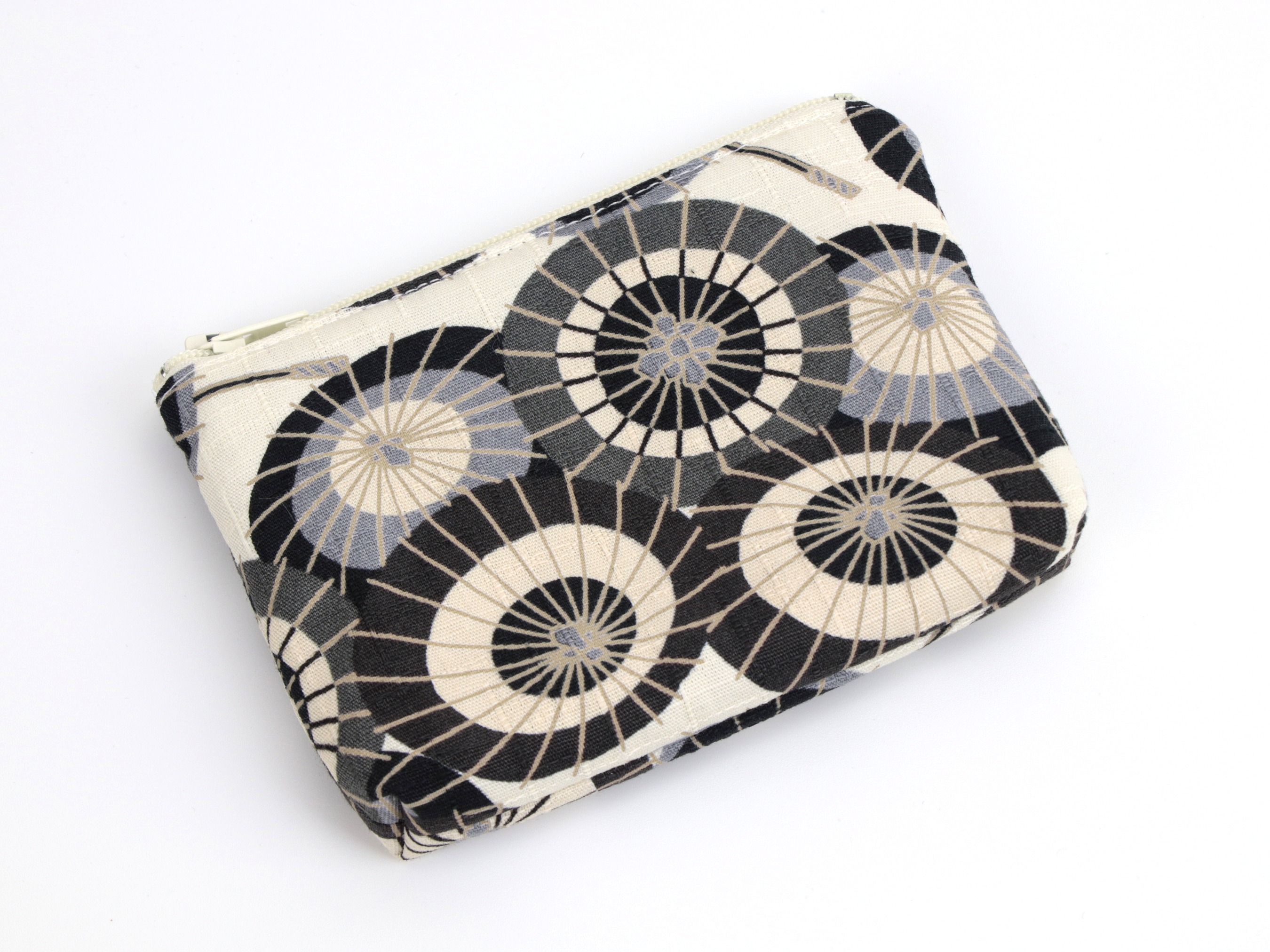 Earbuds Holder, Unique Gift Idea, For Japanophile, Card Holder, Umbrella White