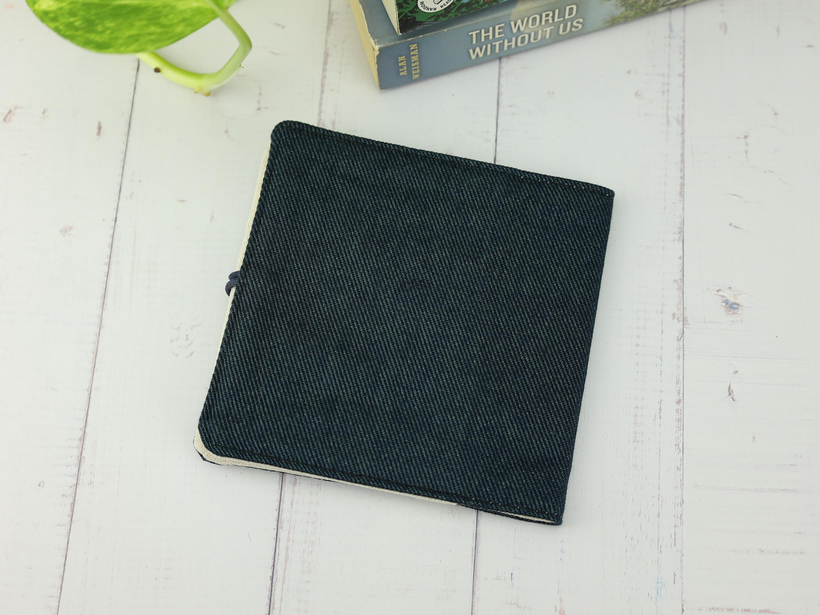 Japanese Rabbit Pad Holder – Navy Blue Bunny Pattern Pouch with Cotton Canvas Lining