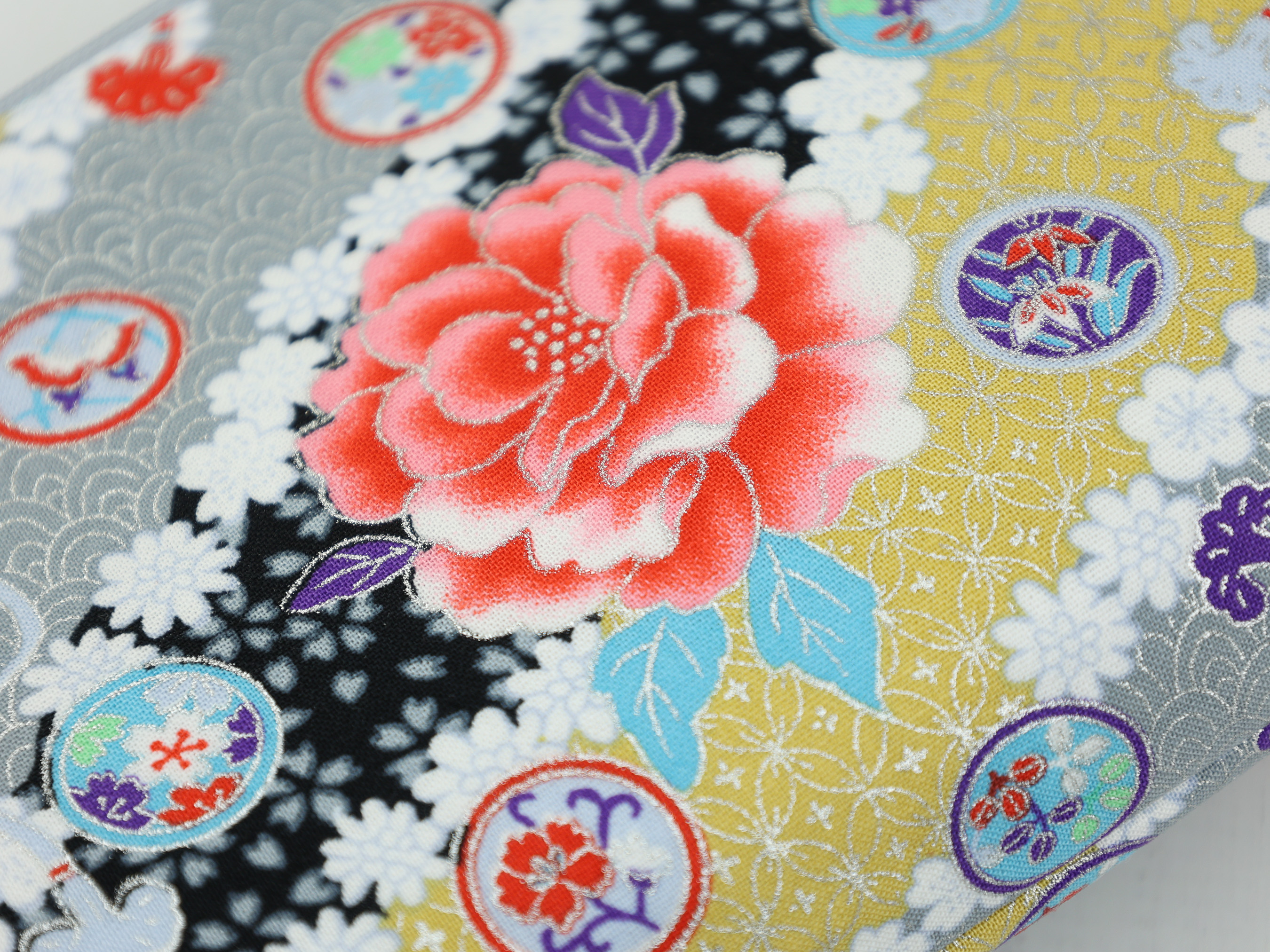 Peony and Temari Ball Zipper Pouch – Japanese Kimono Pattern Bag in Silver and Gold