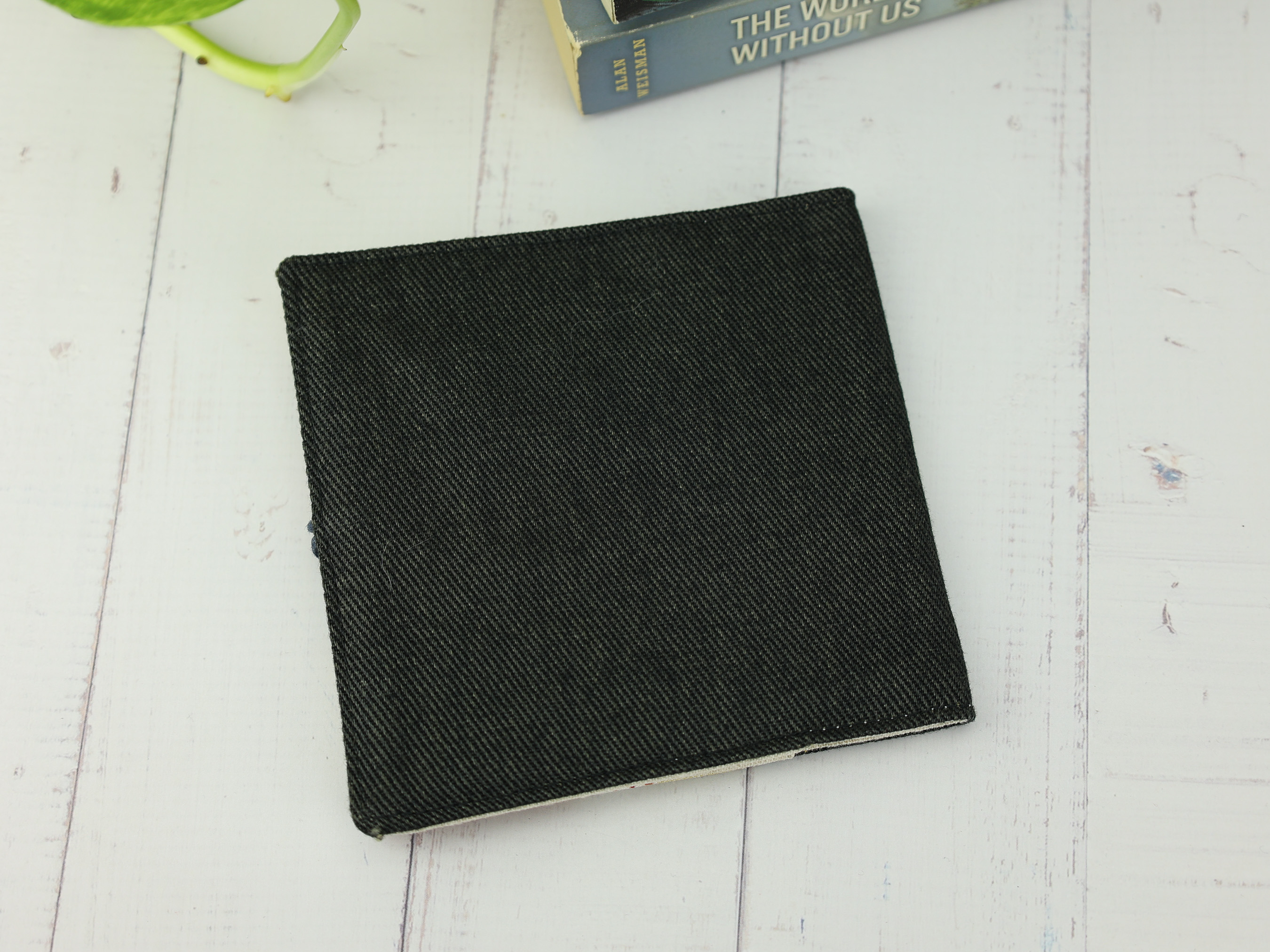 Tsuru Crane Pad Holder – Japanese Elegant Pouch with Flying Bird Pattern and Cotton Canvas Lining