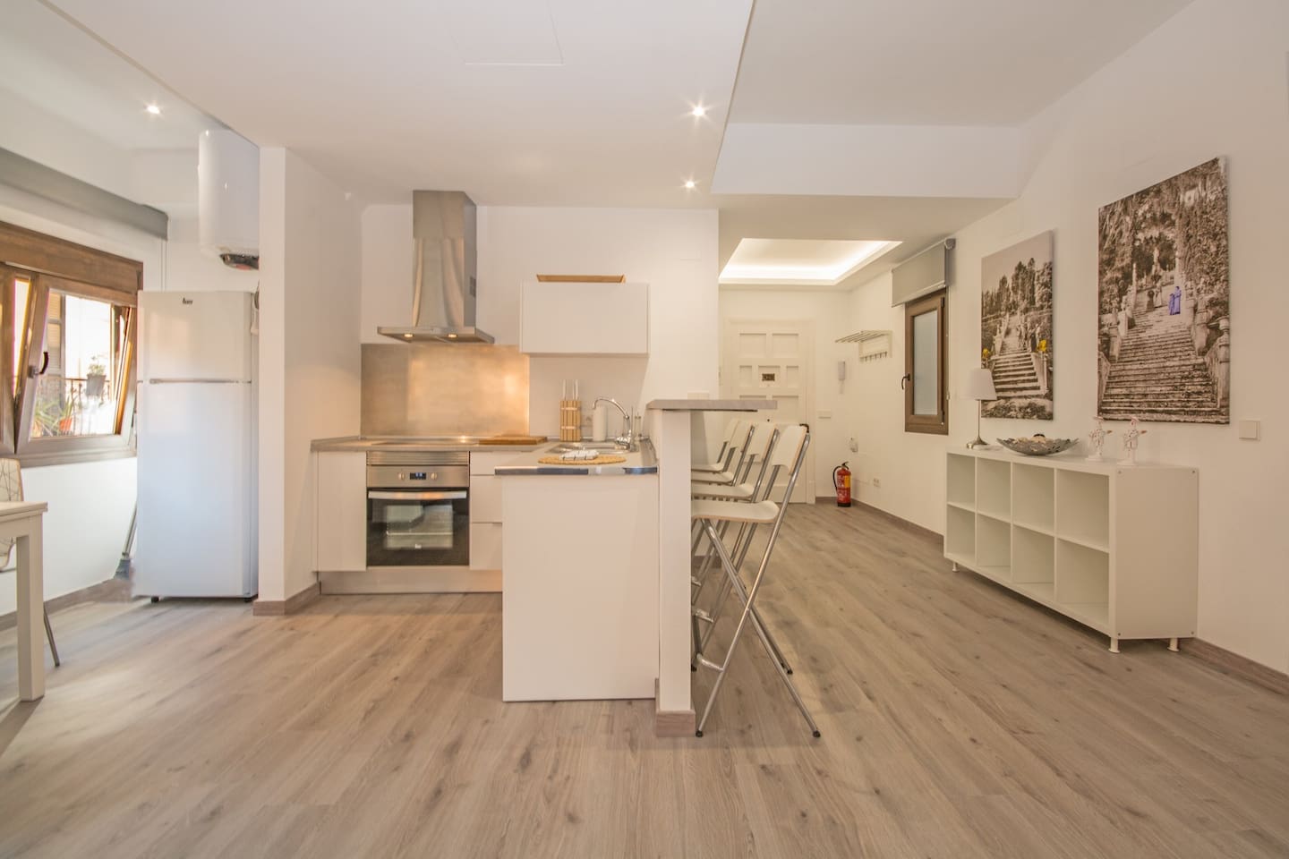 Moderno apartamento de 1 dormitorio en alquiler – Carrer d'Ortigosa, Barcelona