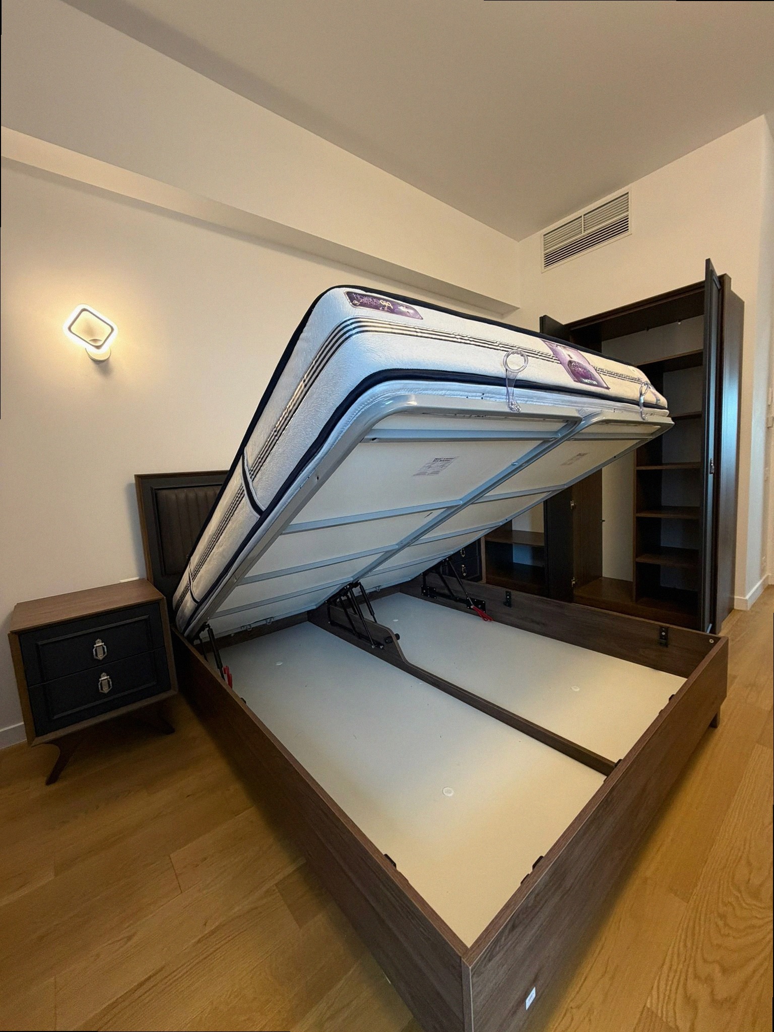 Apartamento de 61 m² — Gran Via de les Corts Catalanes, 646, L'Eixample, 08007 Barcelona