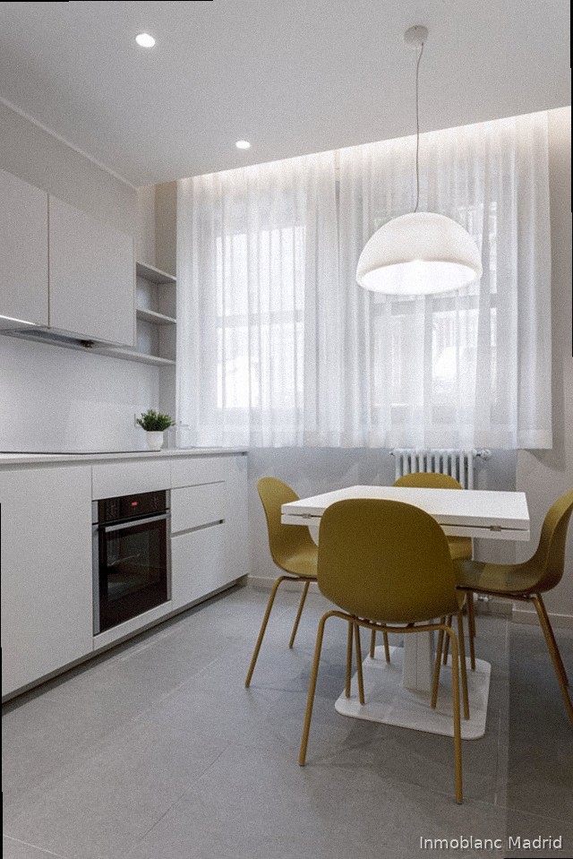 Piso  moderno y totalmente amueblado Calle de Hilarión Eslava, 7 – Chamberí, 28015 Madrid  !!! Reservado!!