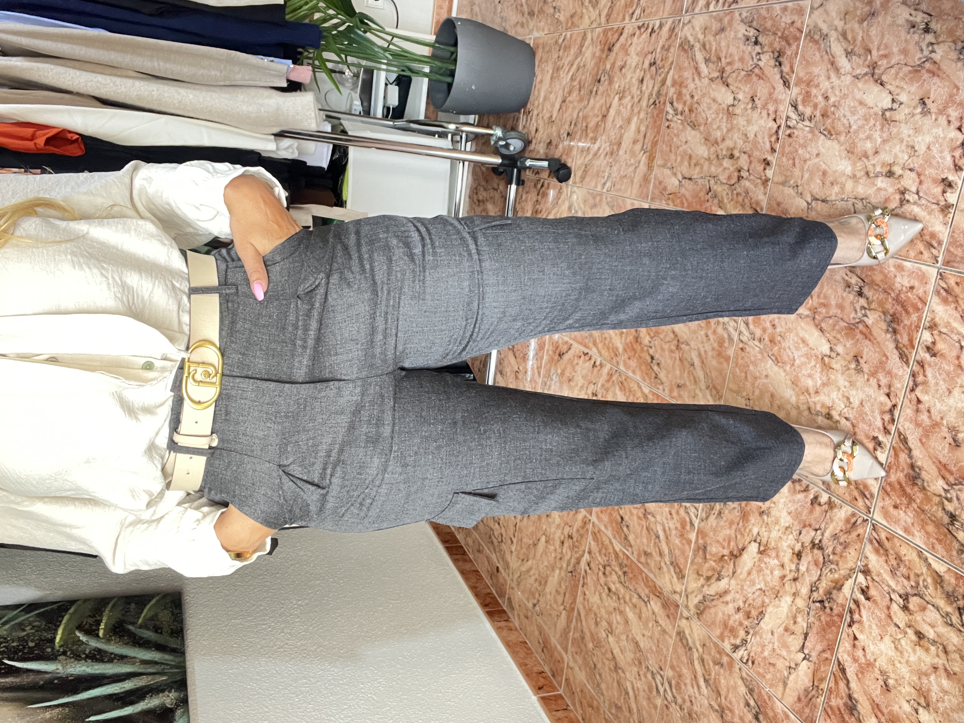 Pantalón gris de vestir