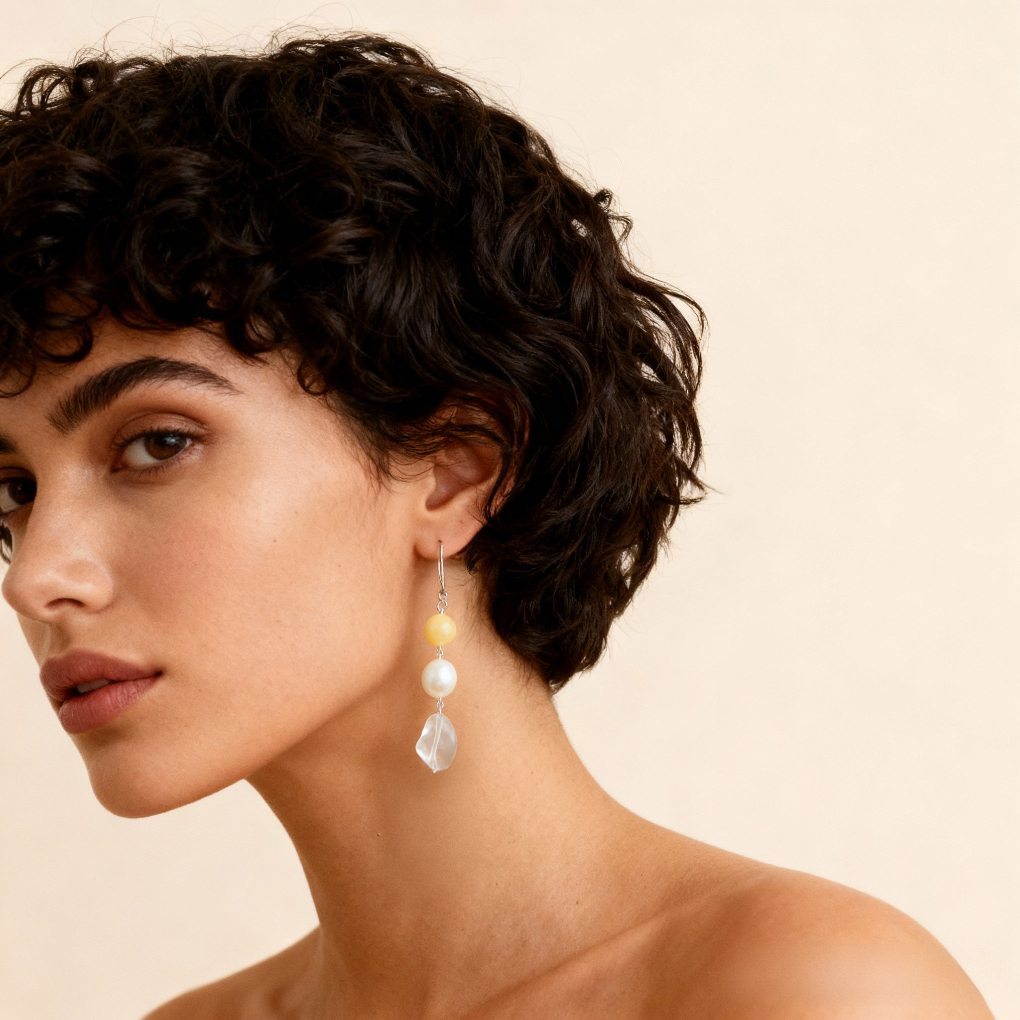 Elegant pearl dangle earrings