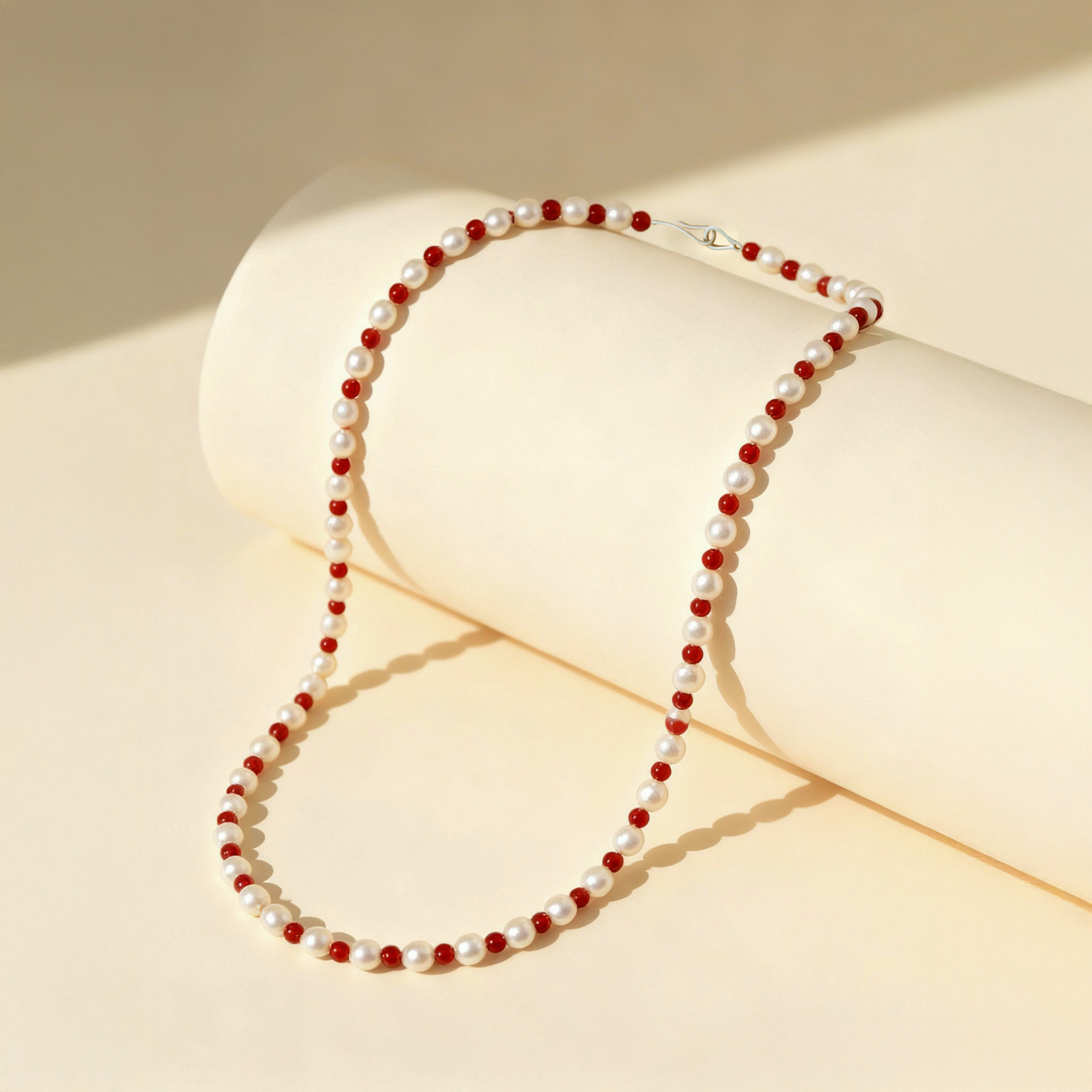 Red beaded pearl Necklace