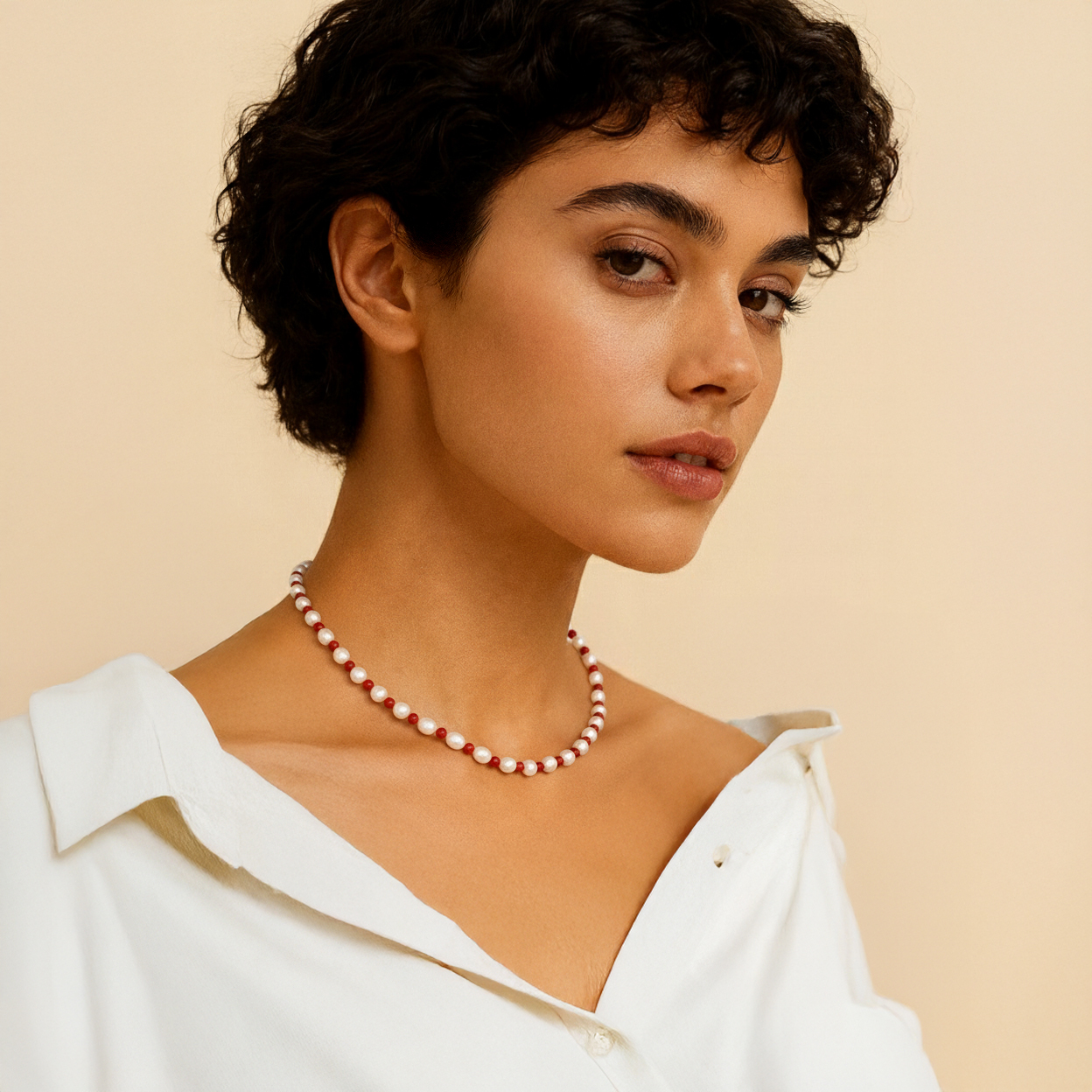 Red beaded pearl Necklace