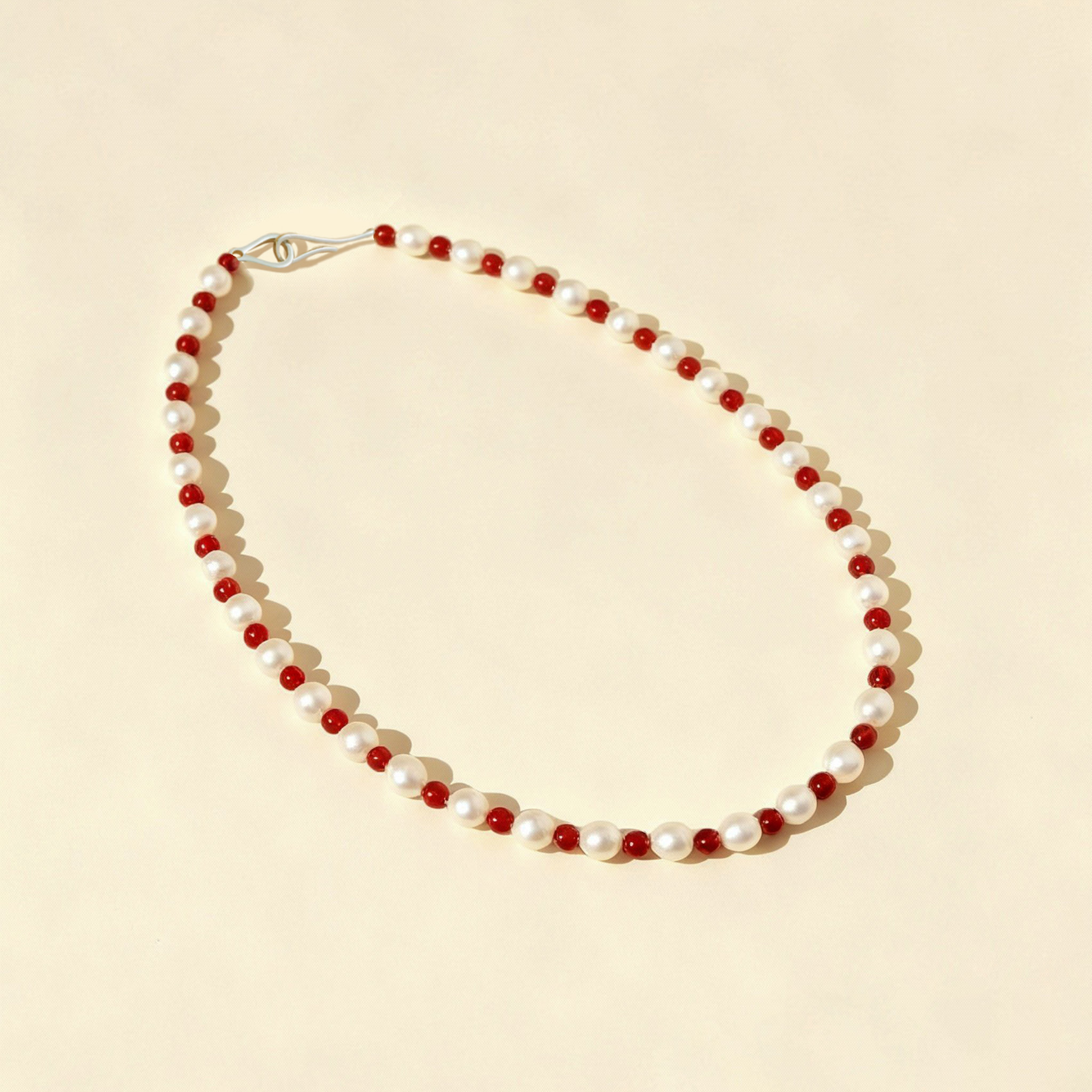 Red beaded pearl Necklace